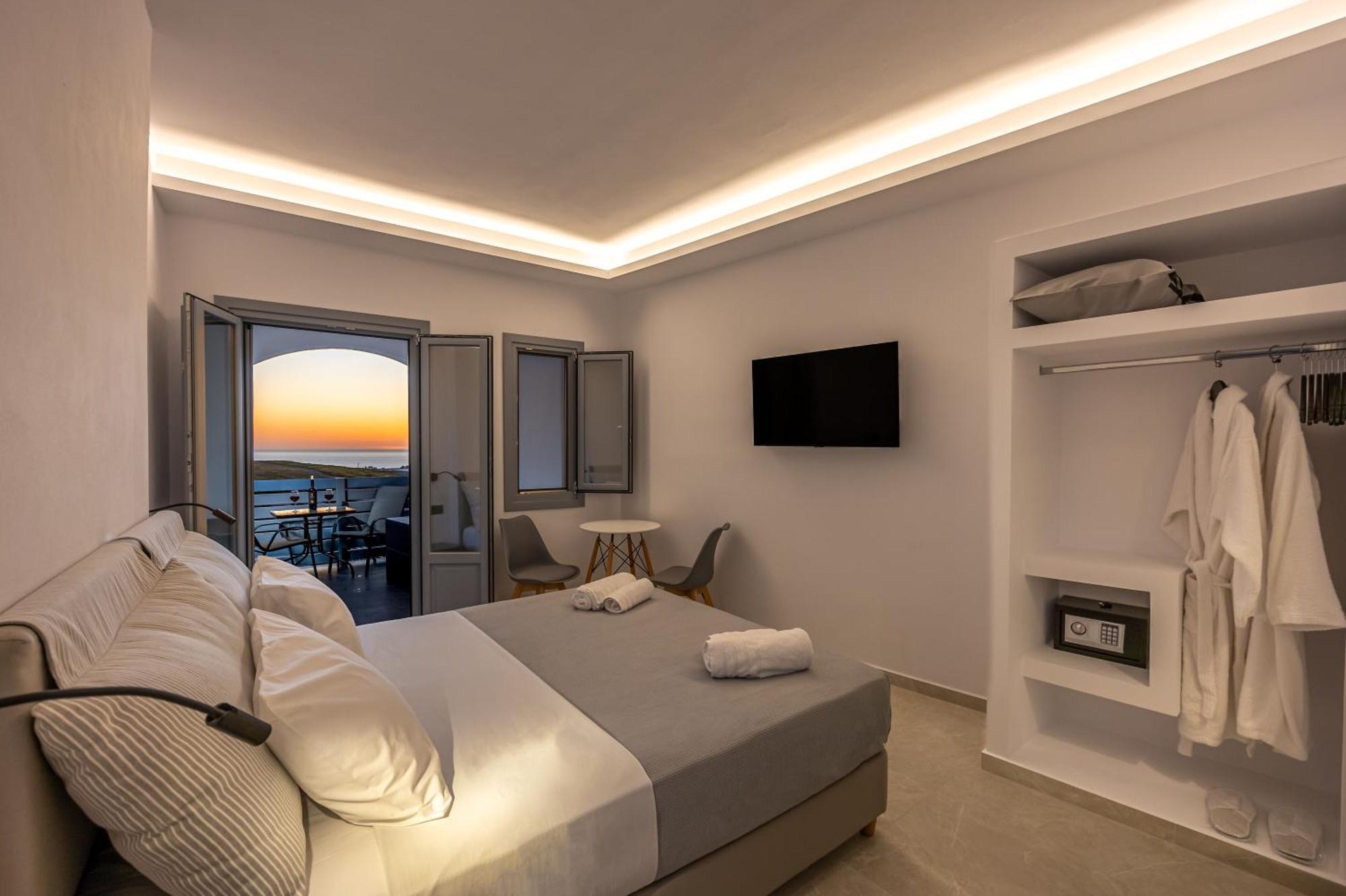 Deluxe Double Room with Sea View