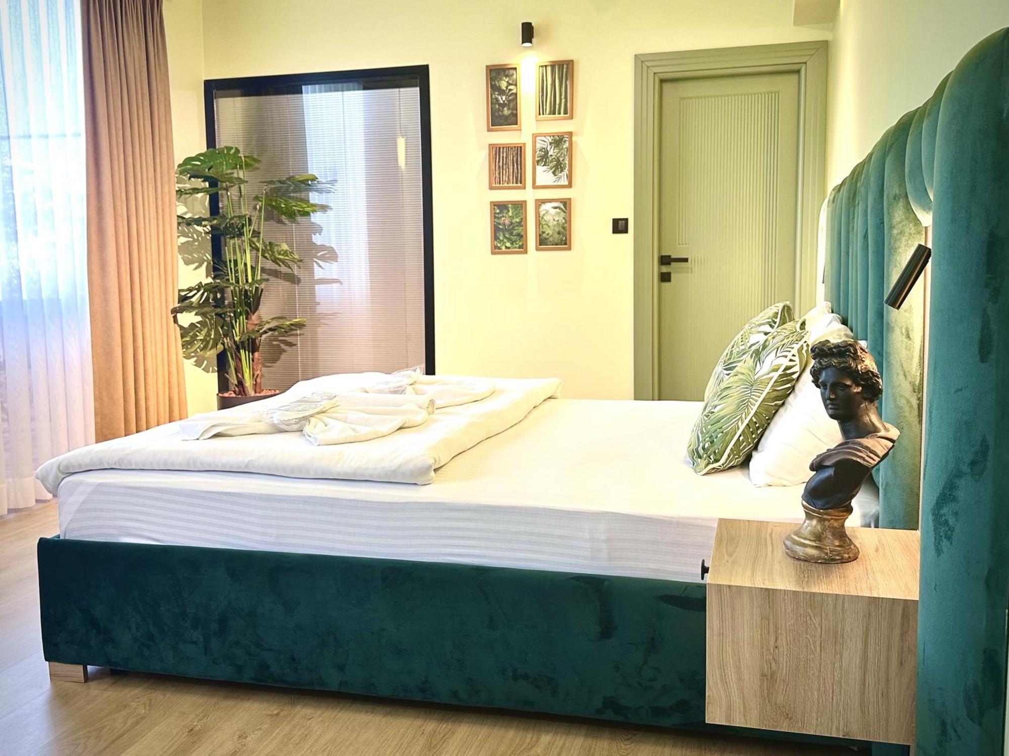 Double Room with Spa Bath