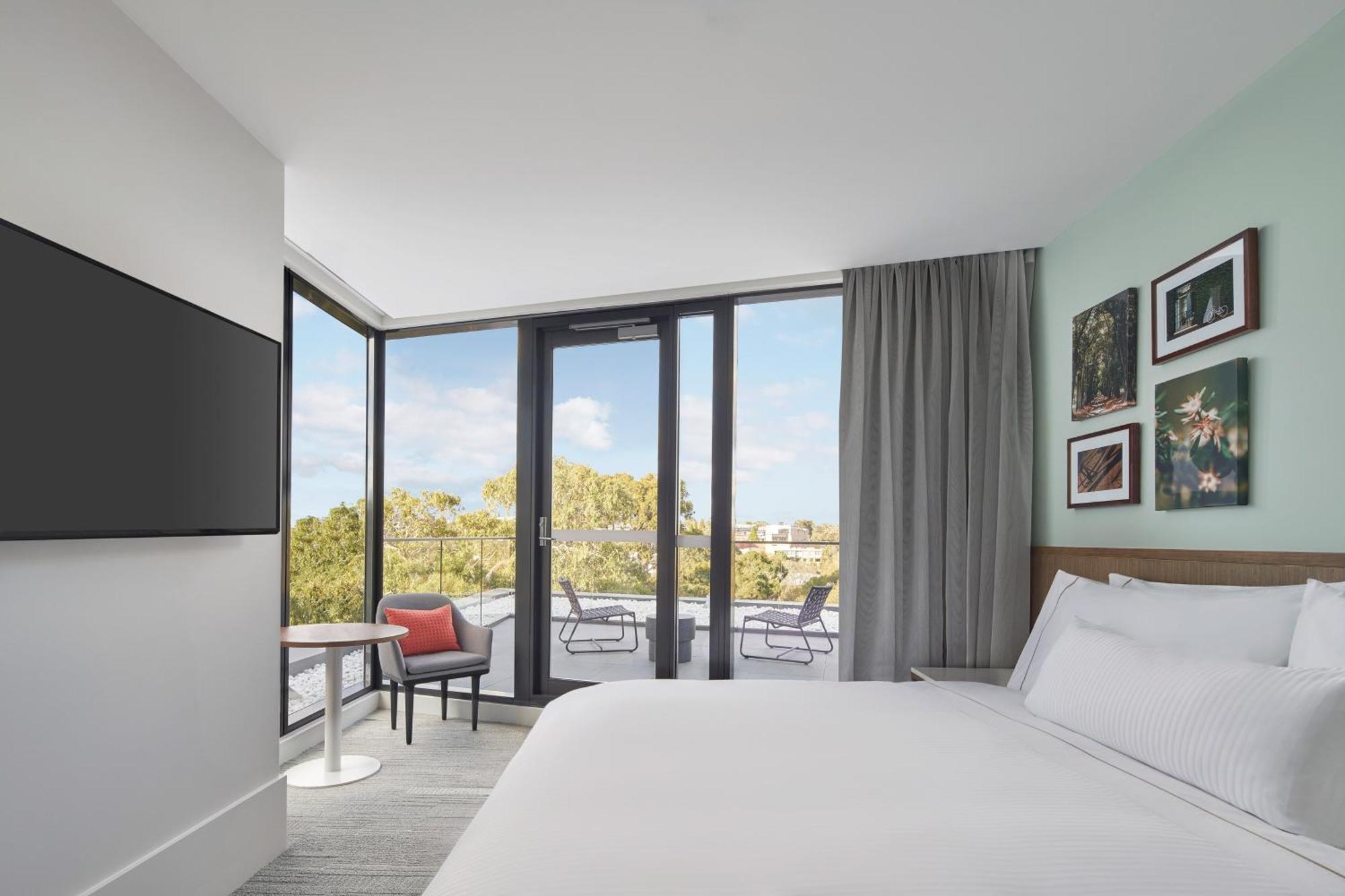 Balcony King Room