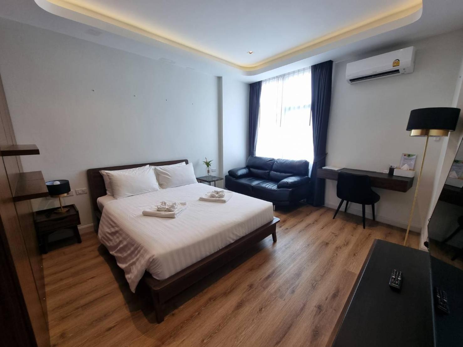 Superior Queen Room