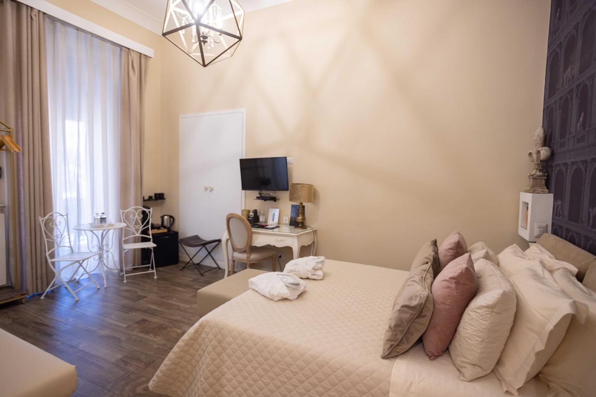 Luxury Triple Room