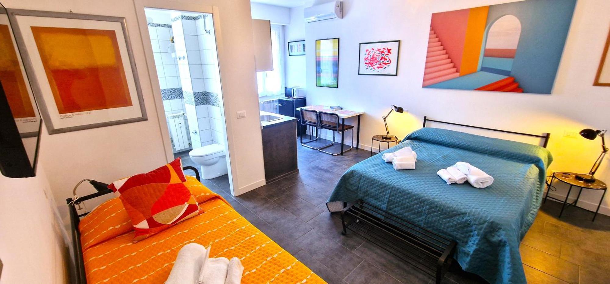 Triple Room with Private Bathroom