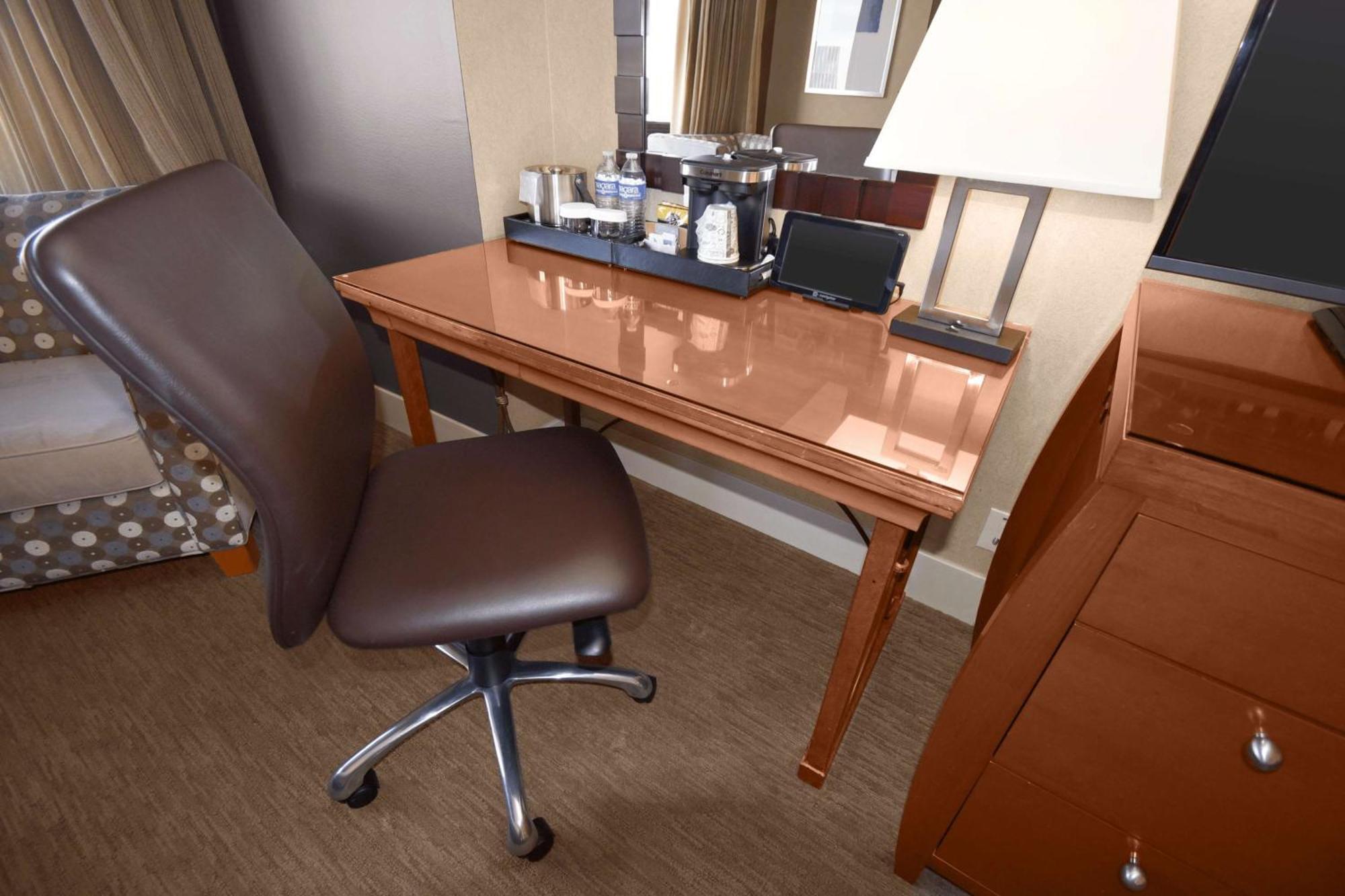 Skyline View - Two Double Beds