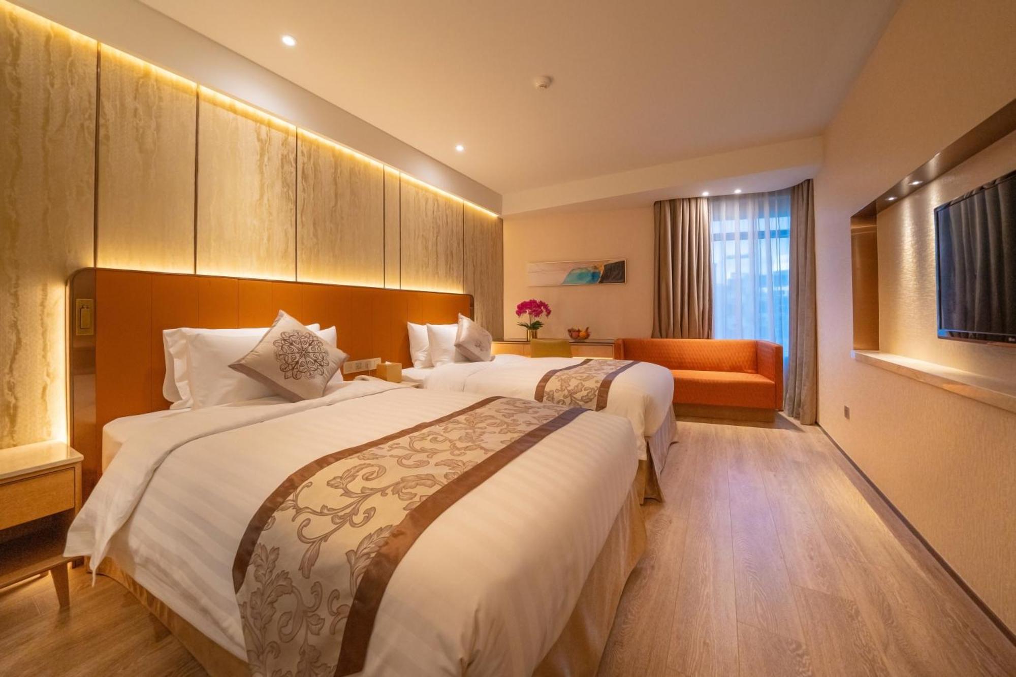 Twin Room with Harbor View