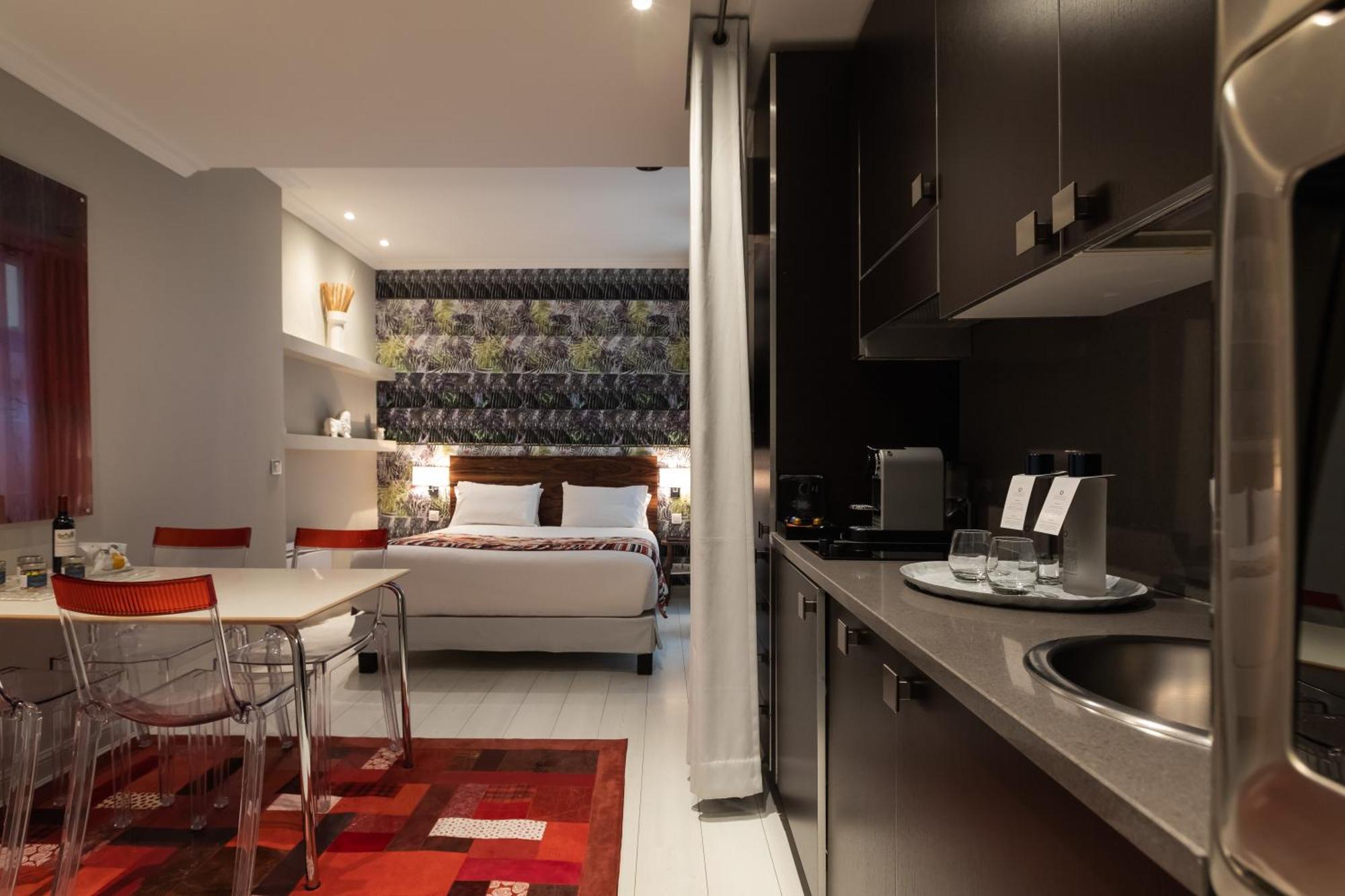 La Nuit Blanche 2-Rooms Deluxe Suite