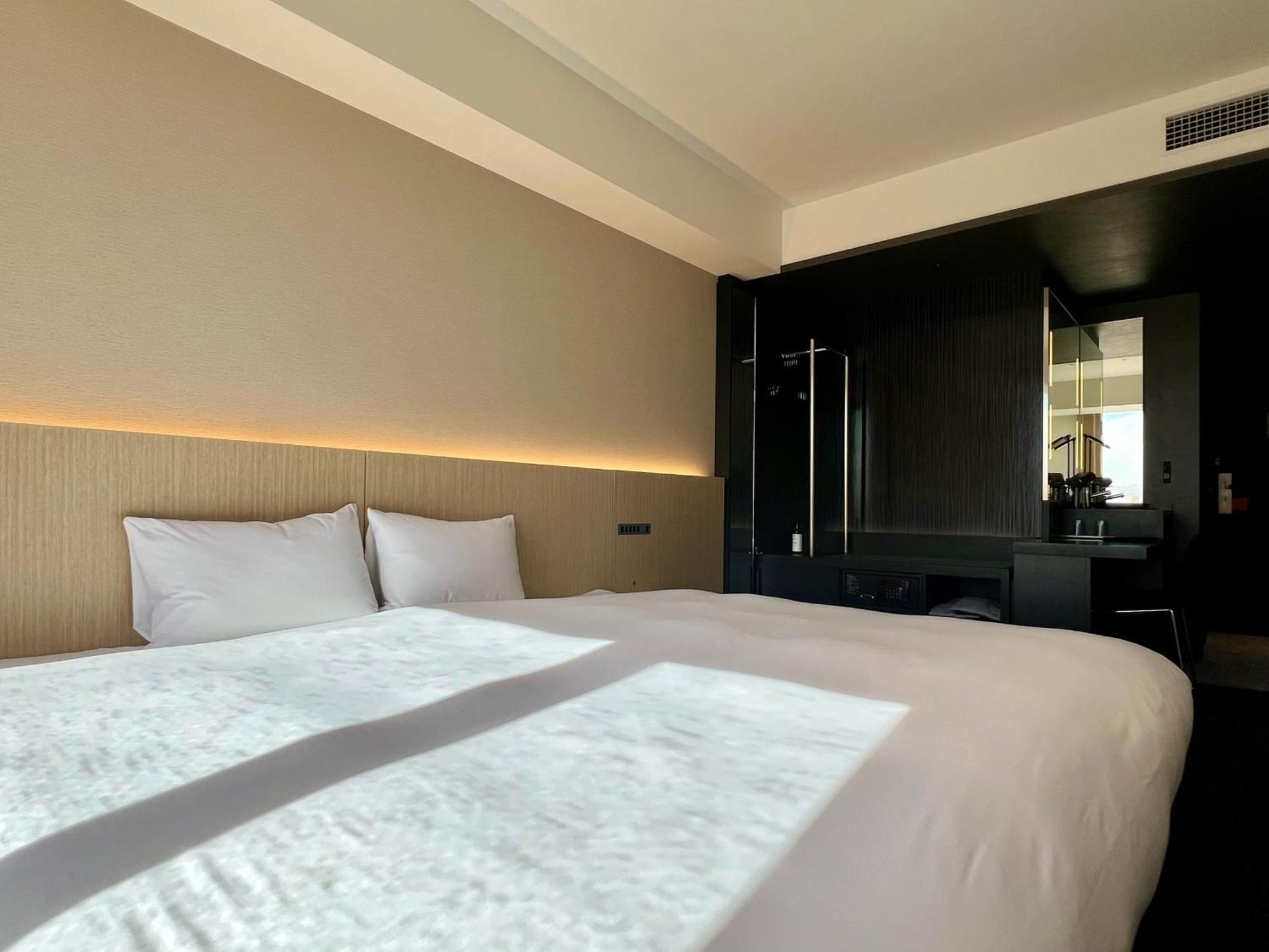 King Room,1590456157:JPEG