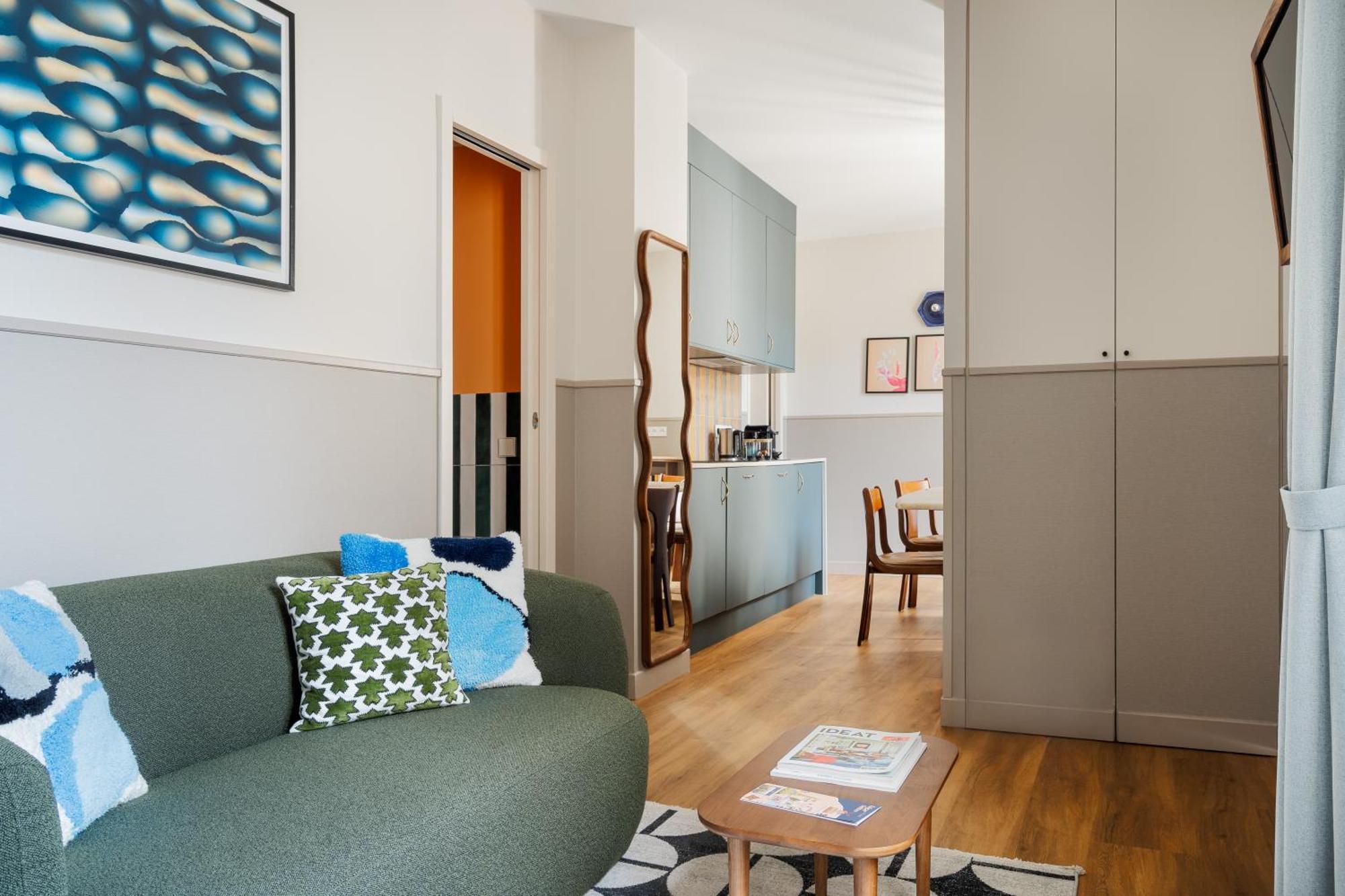 Superior Apartment