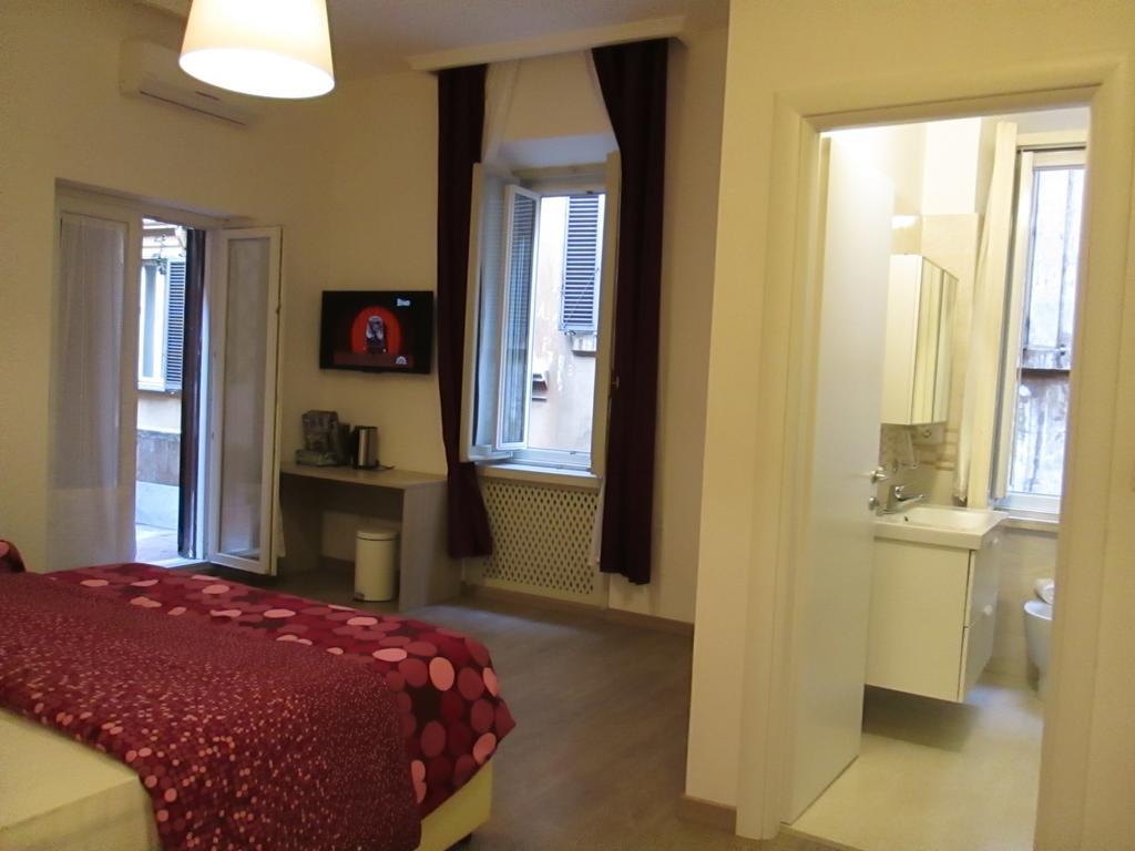 Triple Room with Balcony