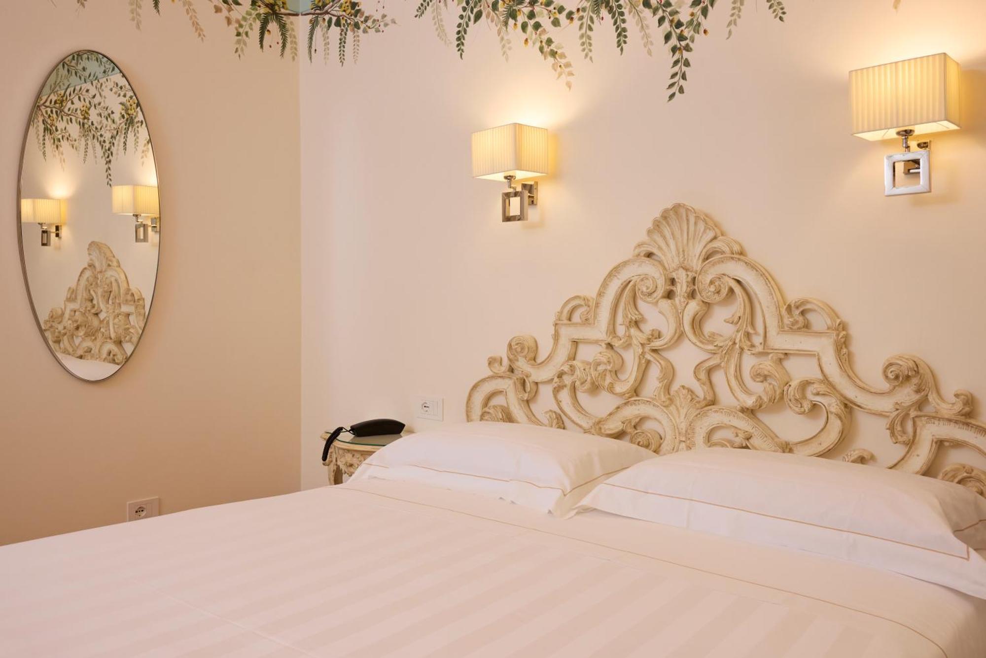 Standard Double or Twin Room in Dependence