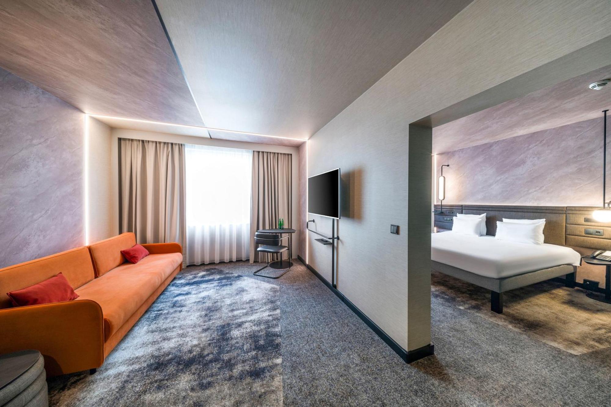 Executive Suite with Double Bed and Sofa Bed
