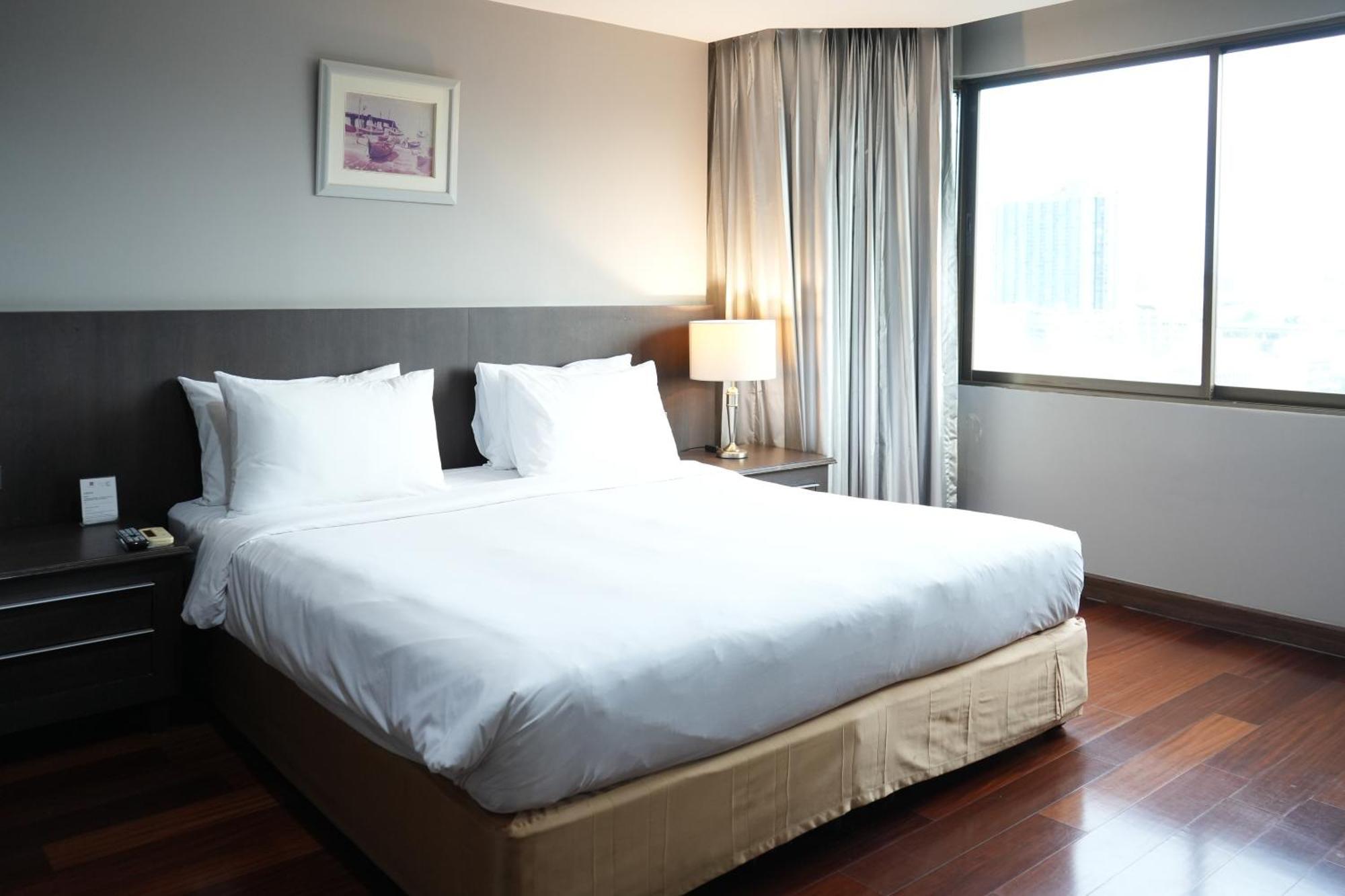 One-Bedroom Suite