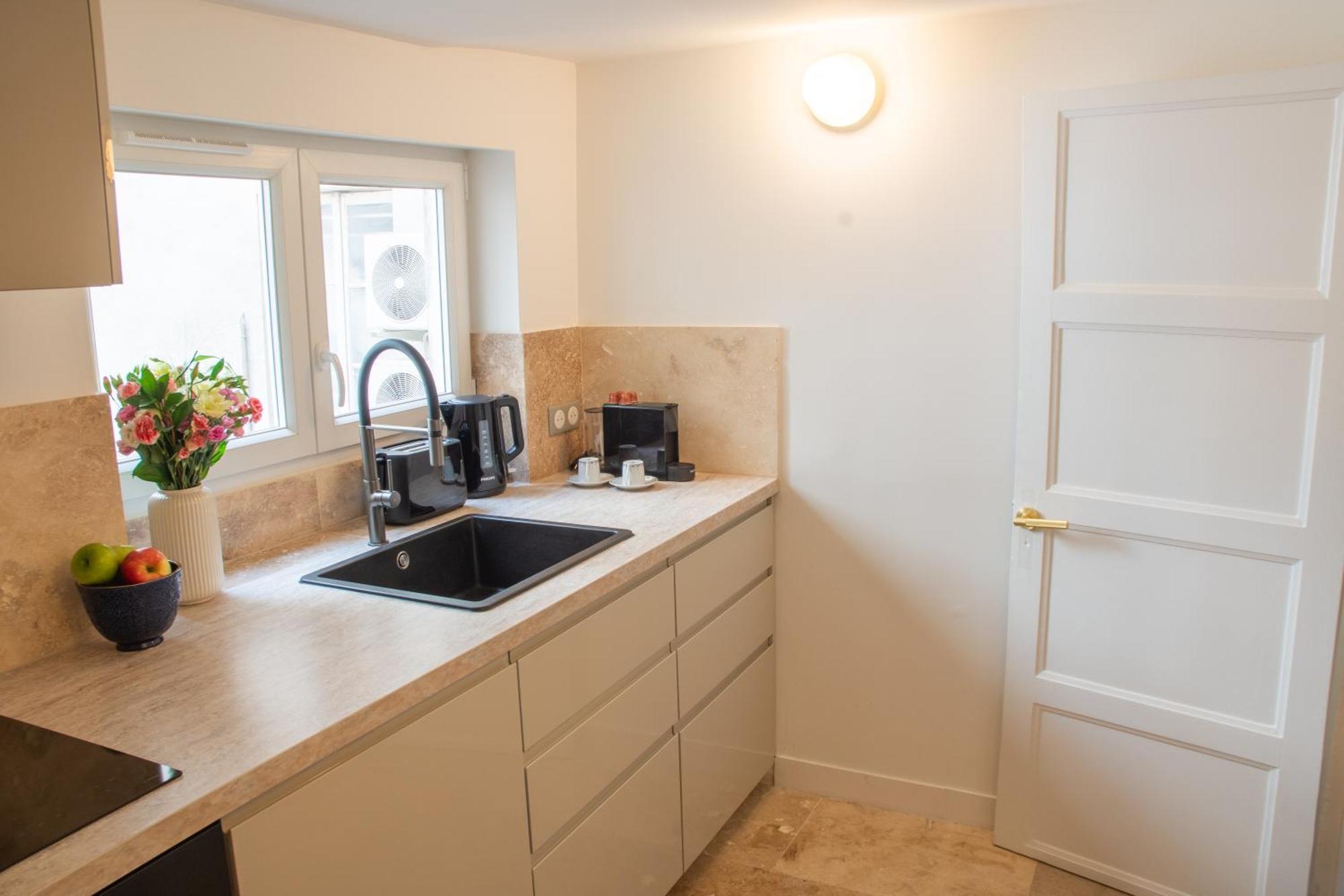 Deluxe Apartment