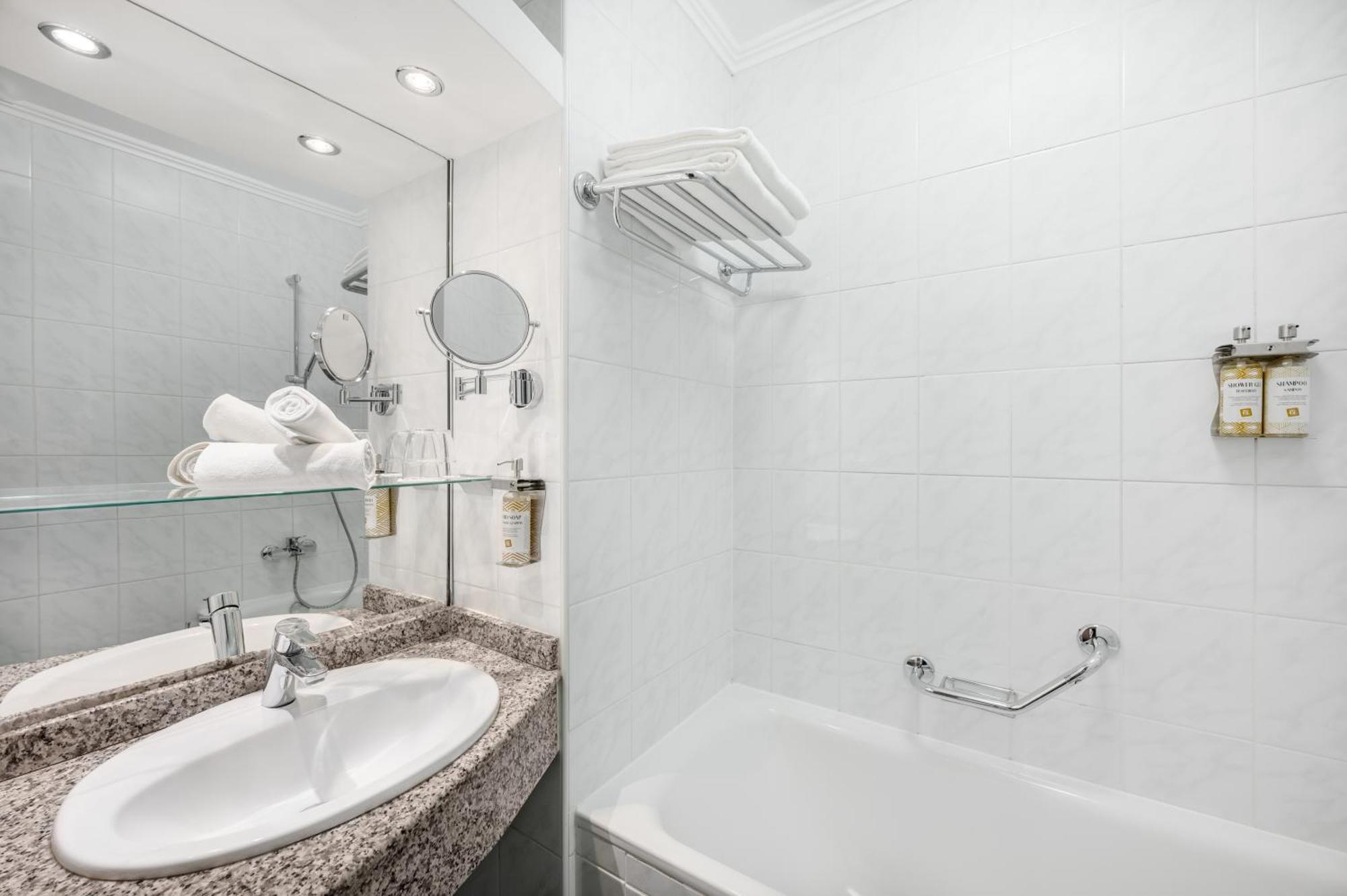 Superior Triple Room