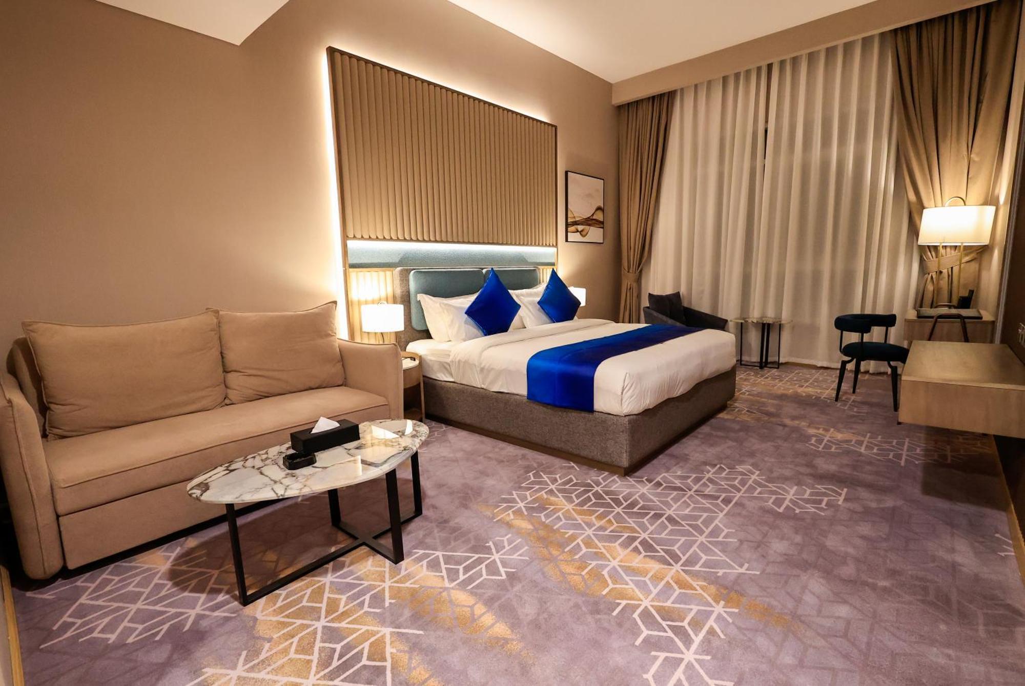 Family Room with One King Bed and Sofa Bed - Non-Smoking