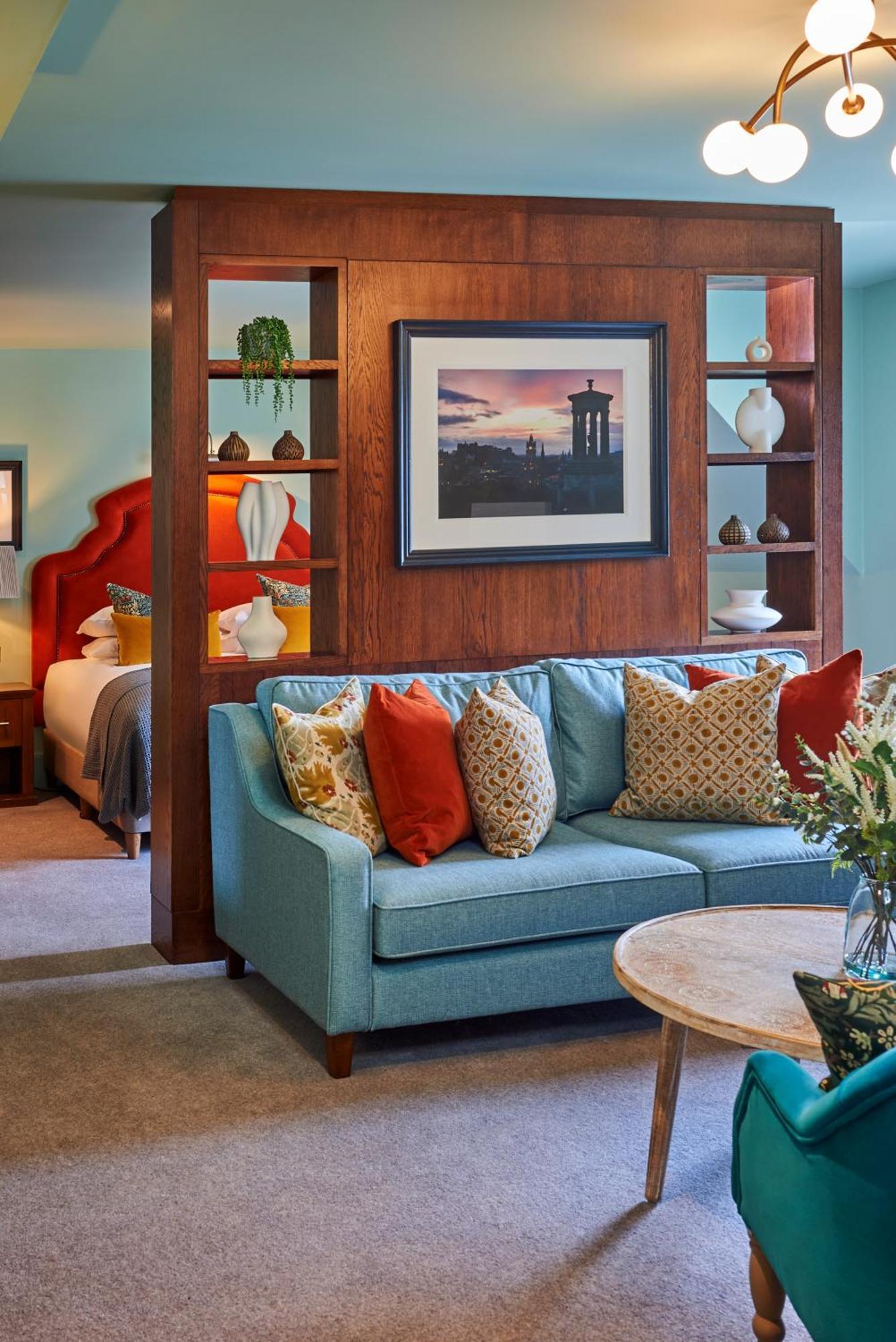 Signature Suite