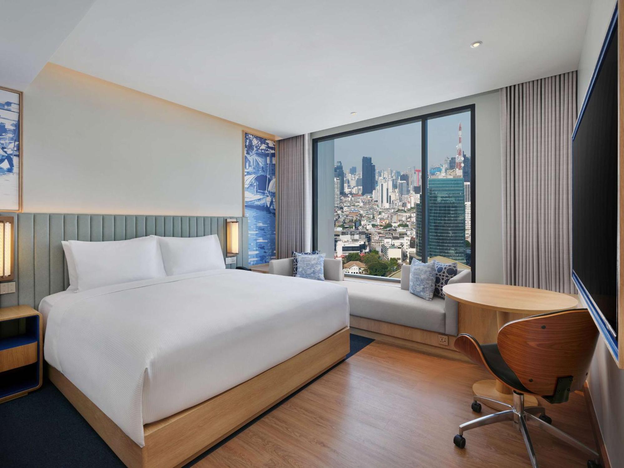King Room - Mobility Accessible