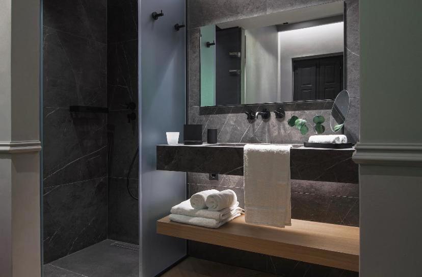 Small Single Room