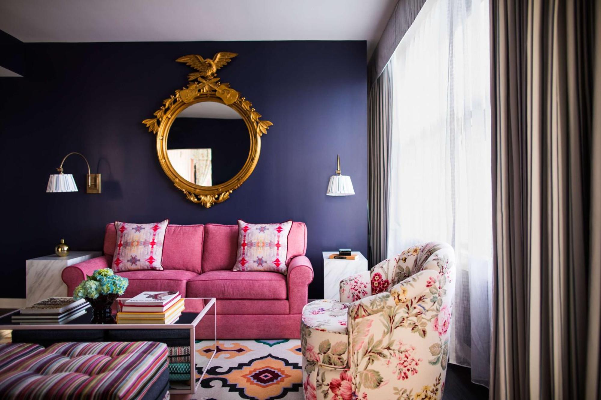 Graduate Junior King Suite