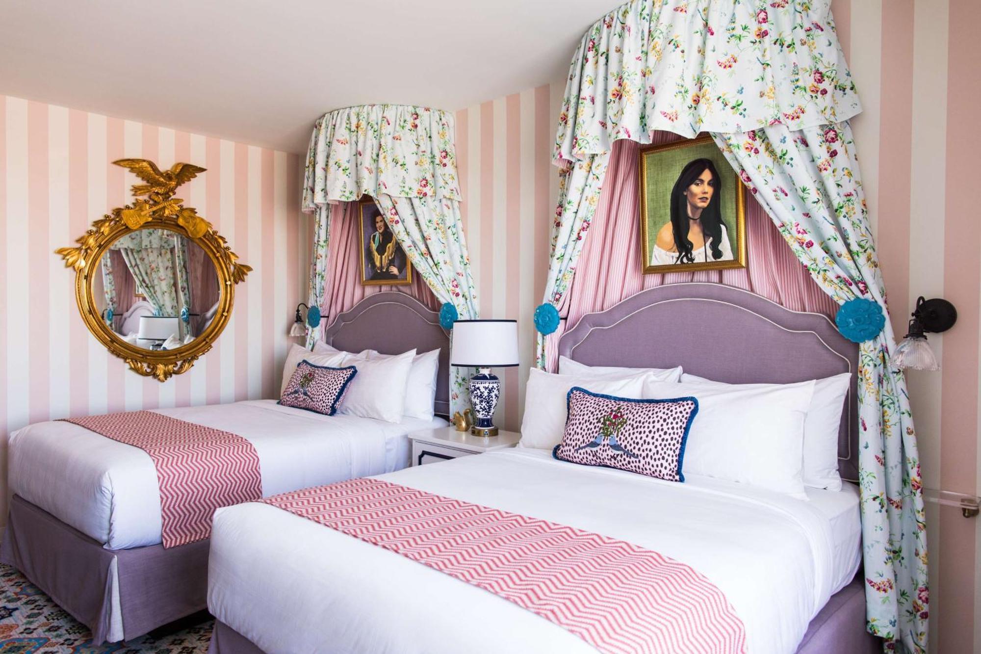 Graduate Queen Room Two Queen Beds