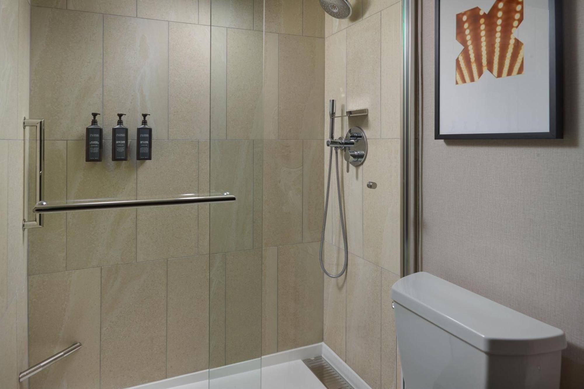 Executive Suite 1 King