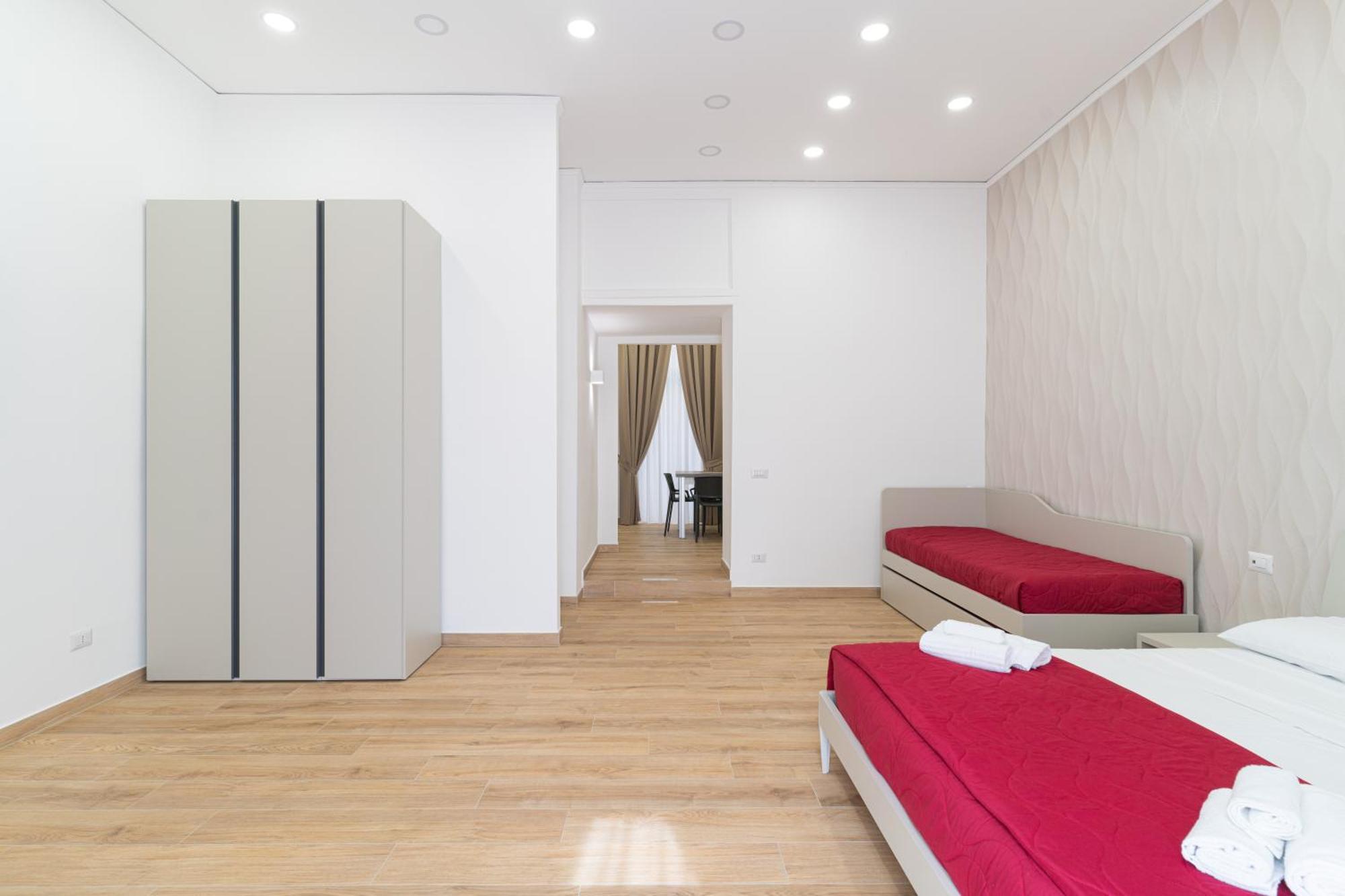 Deluxe Family Room