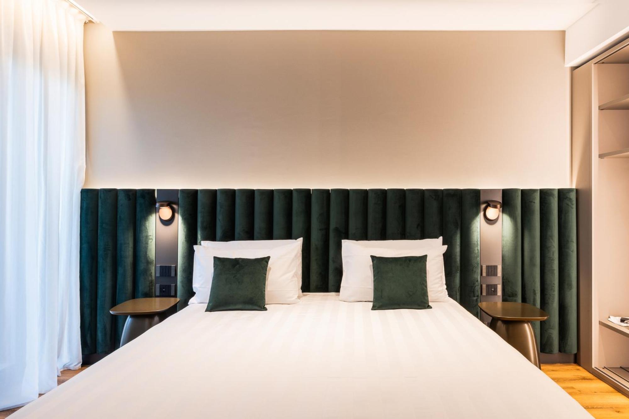 Deluxe Double or Twin Room with Garden View