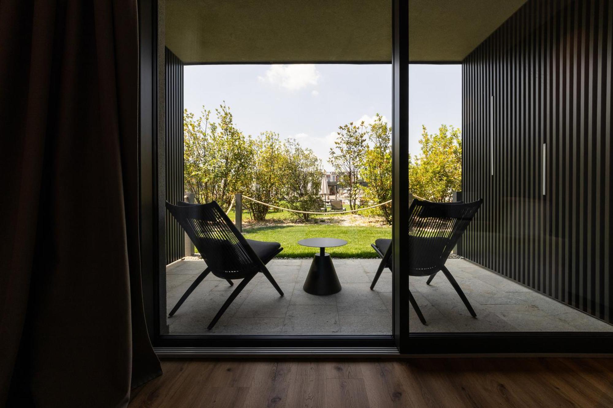 Deluxe Premium Double or Twin Room with Garden View