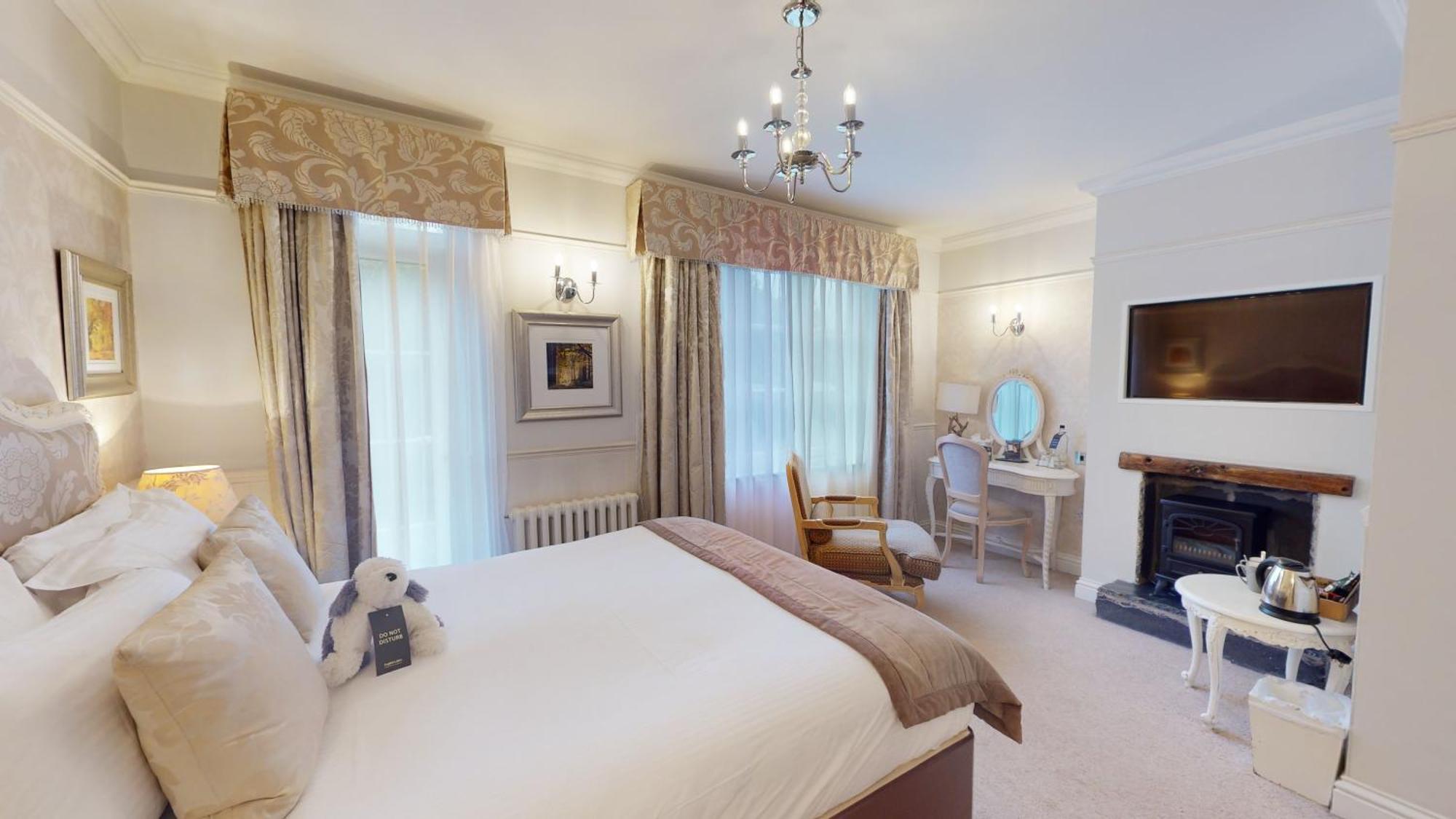 Feature Double Room