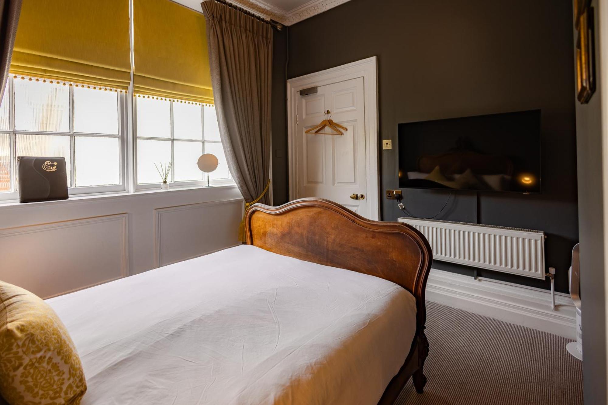 Small Double Room