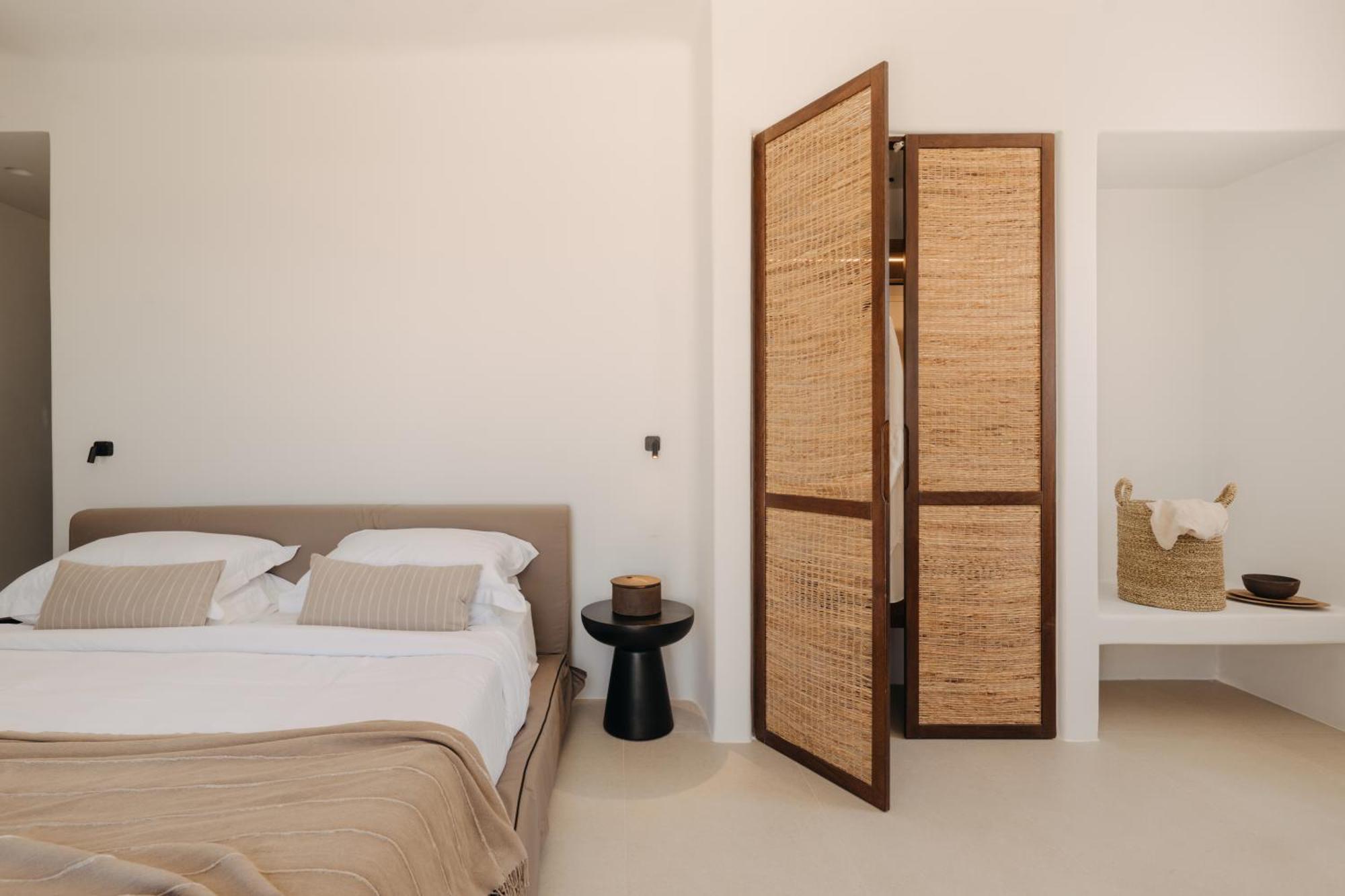 Junior Suite with Hot Tub and Sea View