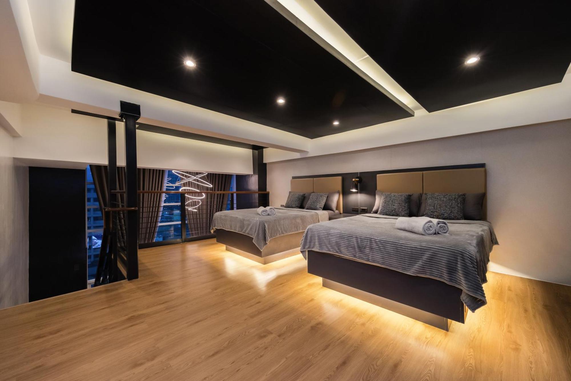 One-Bedroom Deluxe Apartment