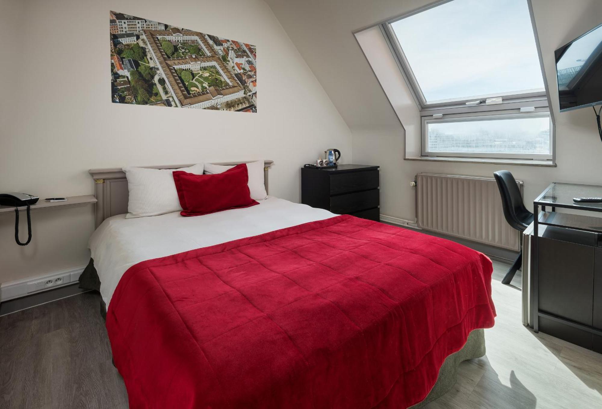 Small Double Room