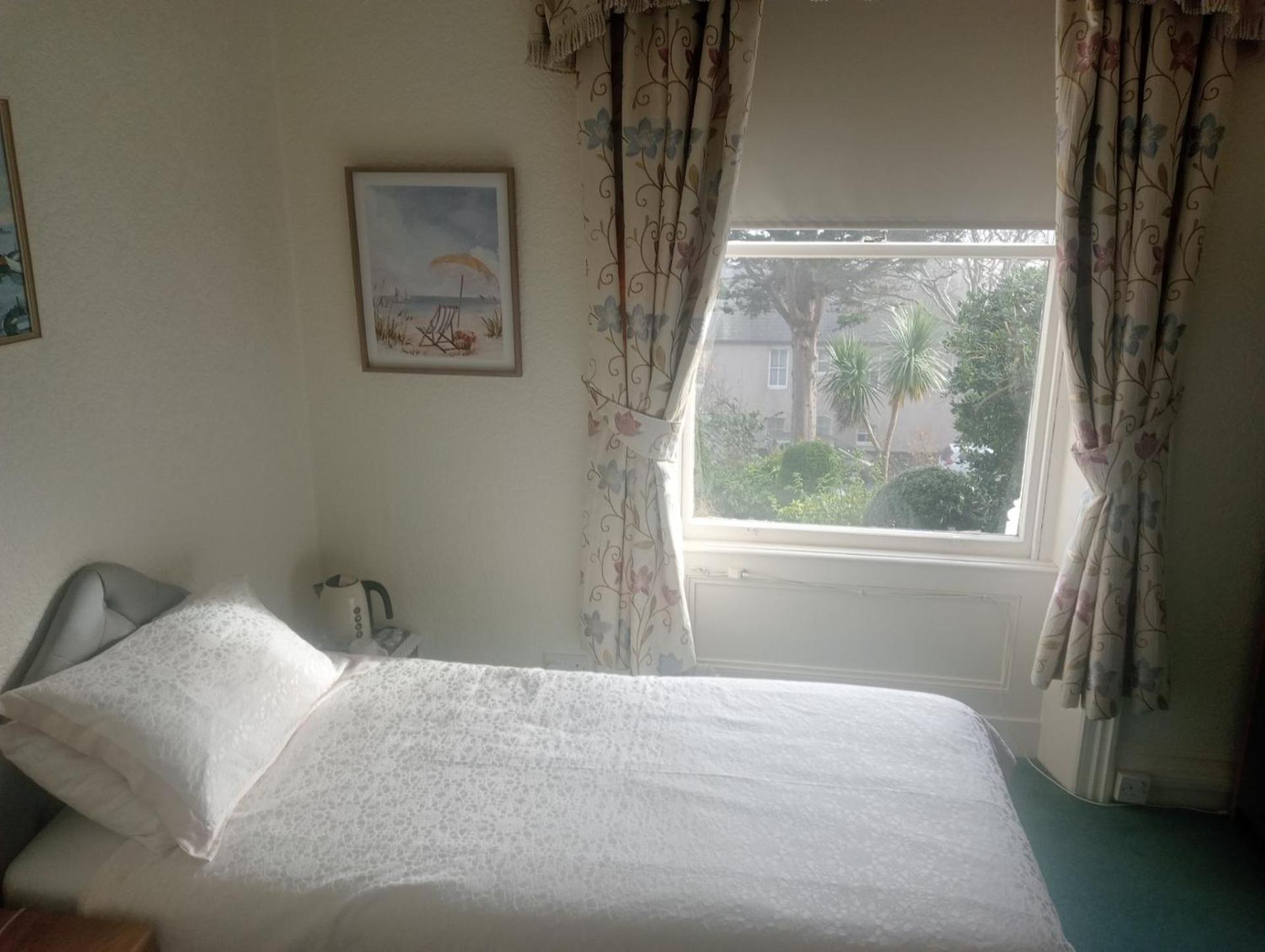 Single Room with Bathroom
