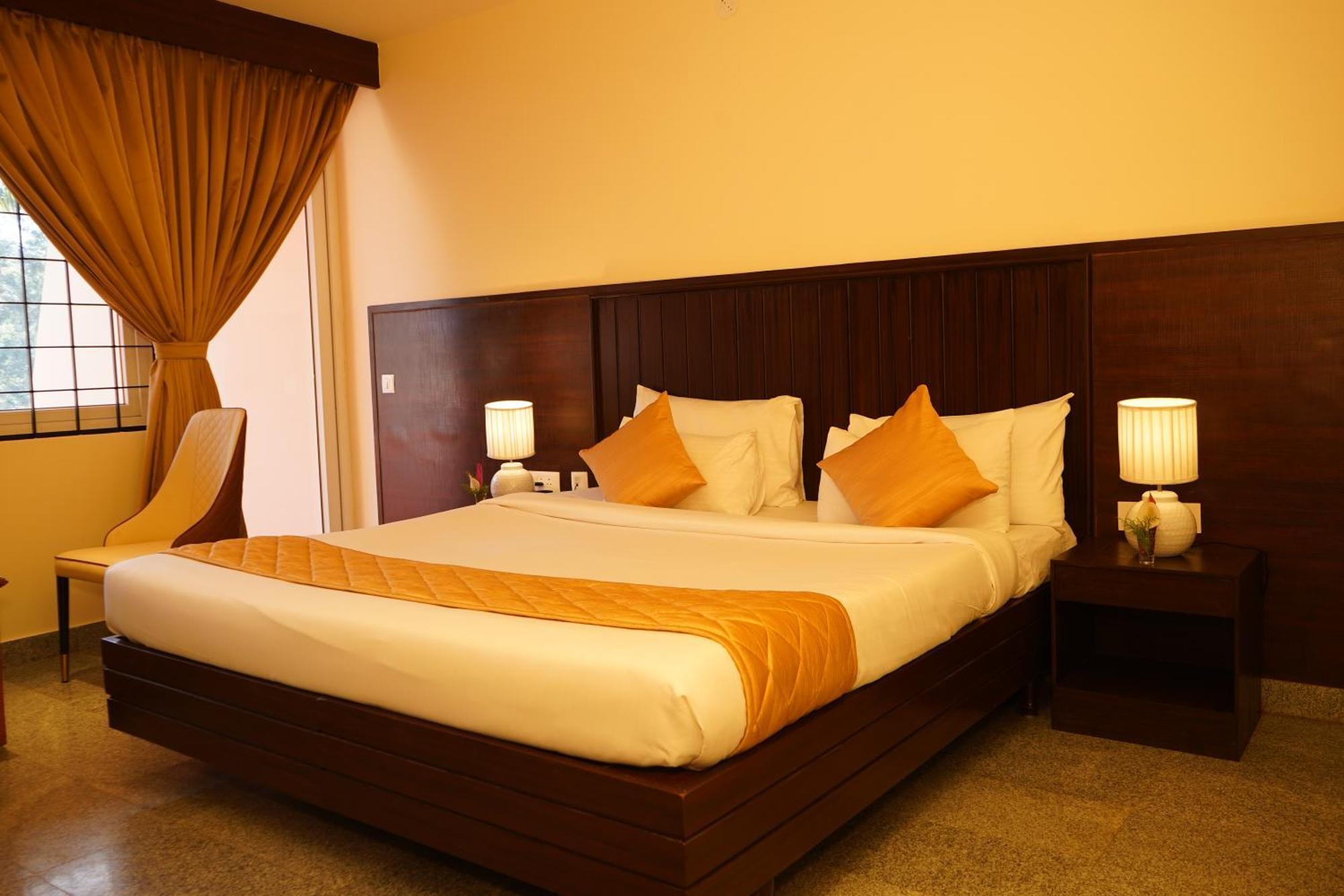 Double Room with Mountain View