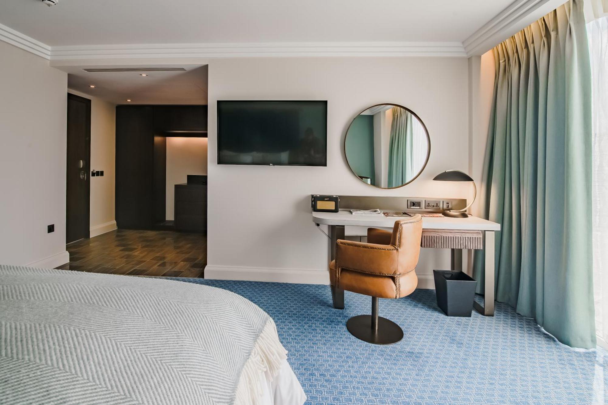 Executive King Room