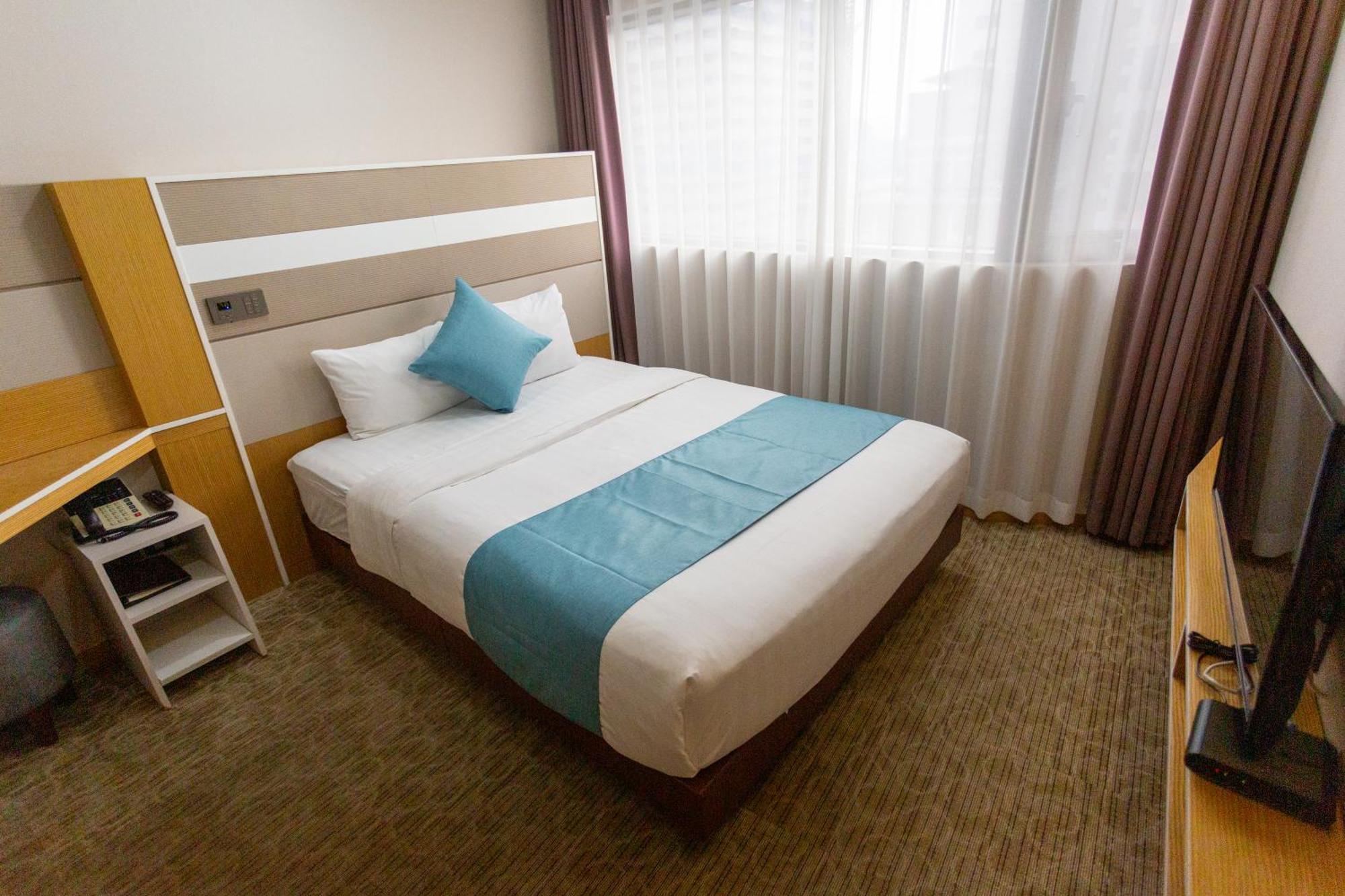 Special Offer - Standard Double Room with 2 Americano coffee