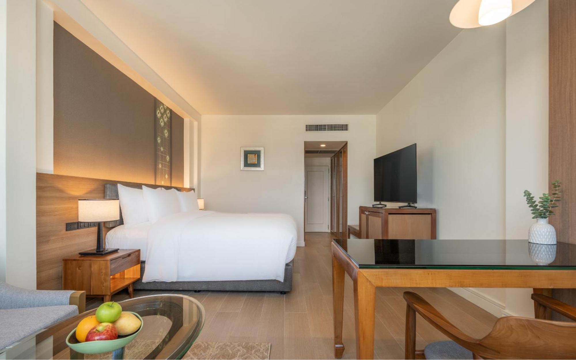 Deluxe 1 King,1717020037:JPEG