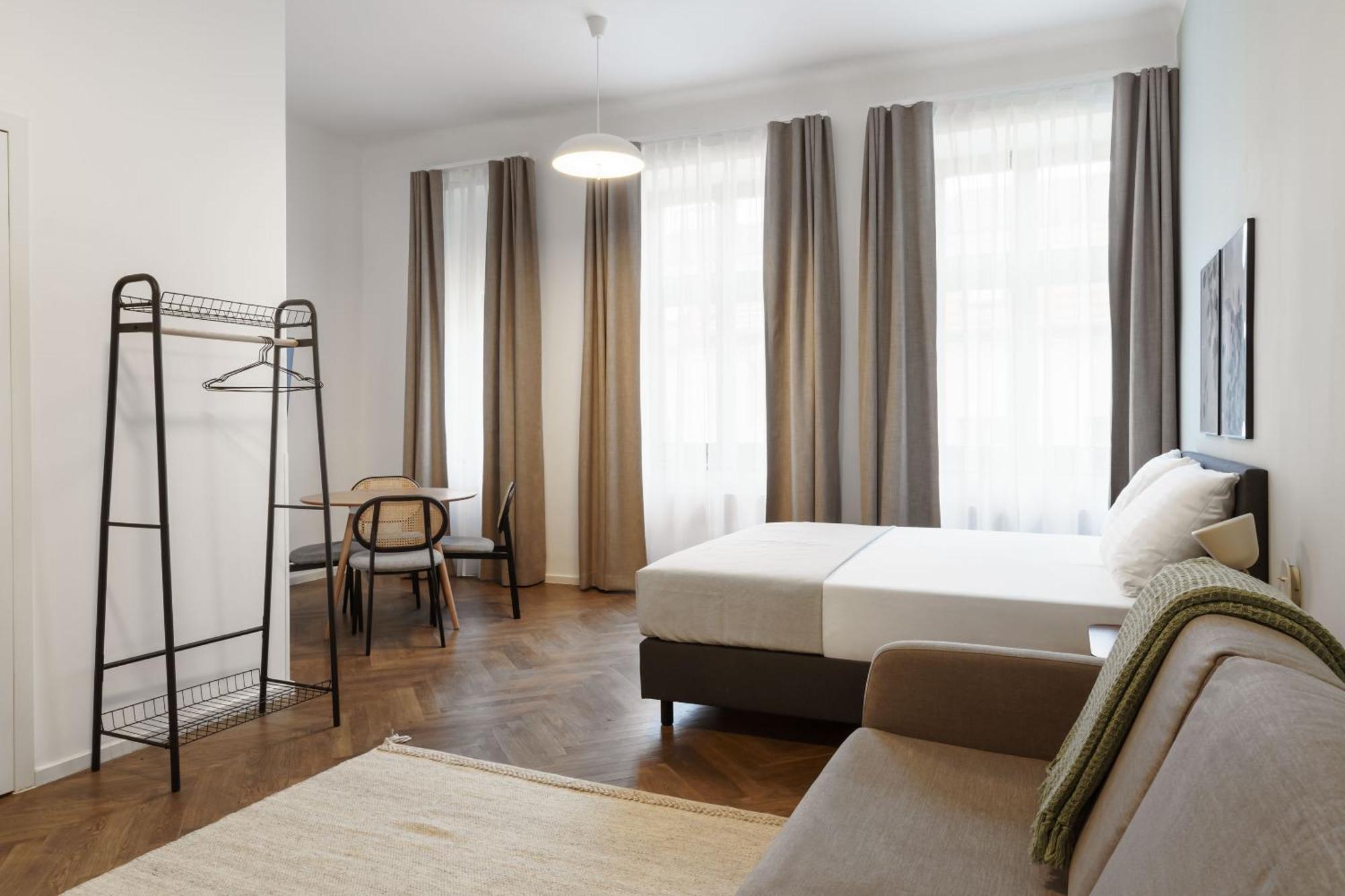 Comfort Room with Sofa Bed