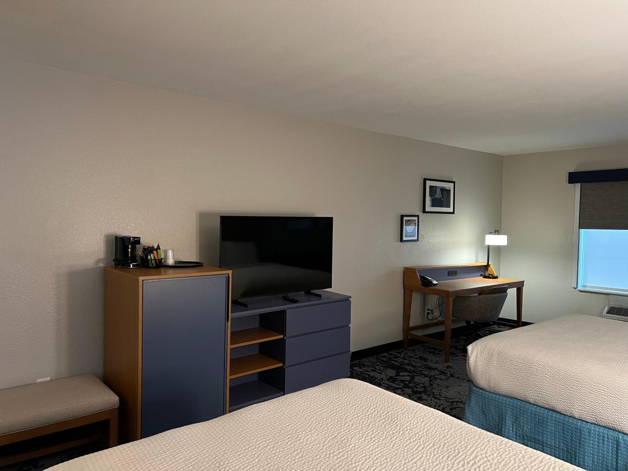 Queen Suite Two Queen Beds Sofa bed Non Smoking or Interior Corridor