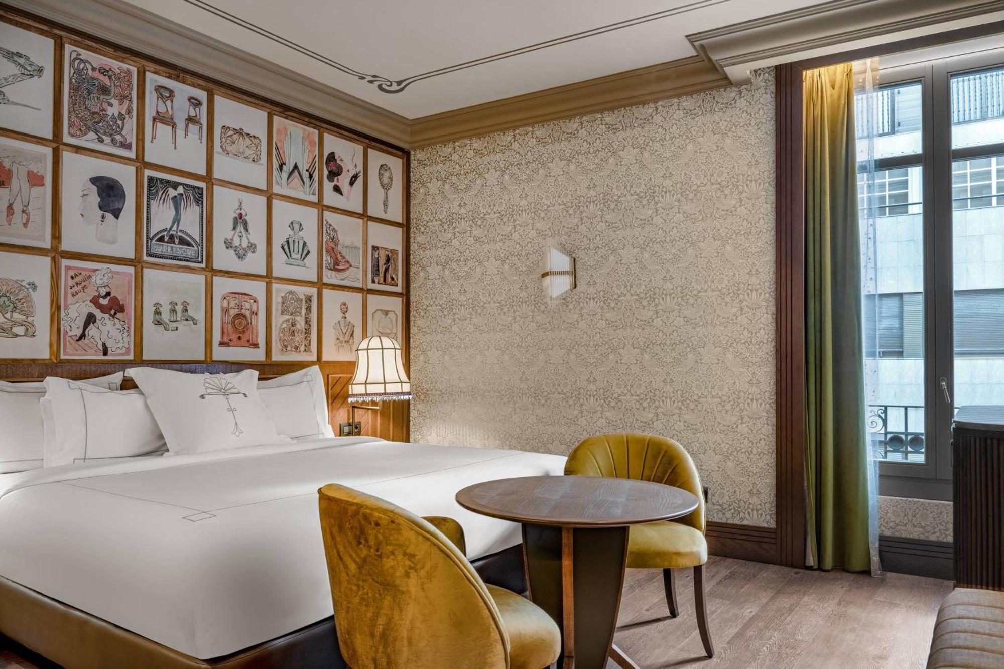 Superior, Guest room, 1 King, City view