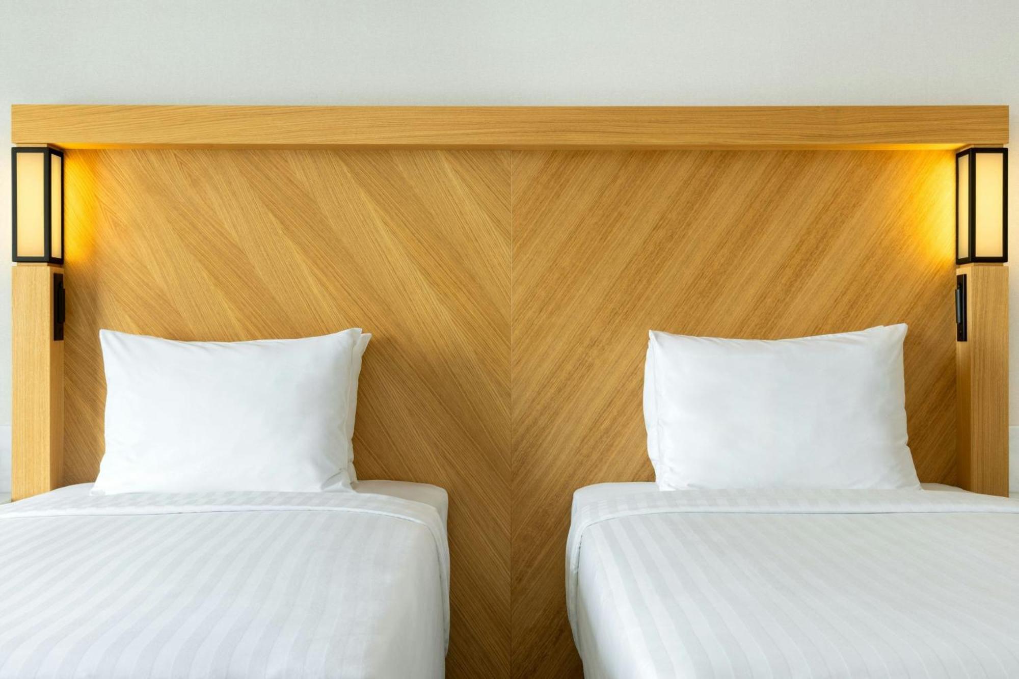 Deluxe Twin Room with Two Twin Beds