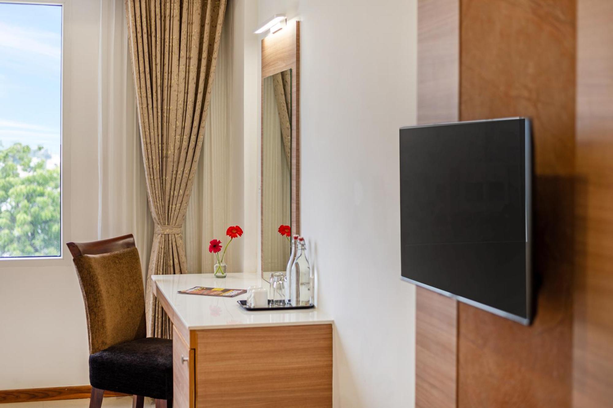 Premier Room,1632345429:JPEG