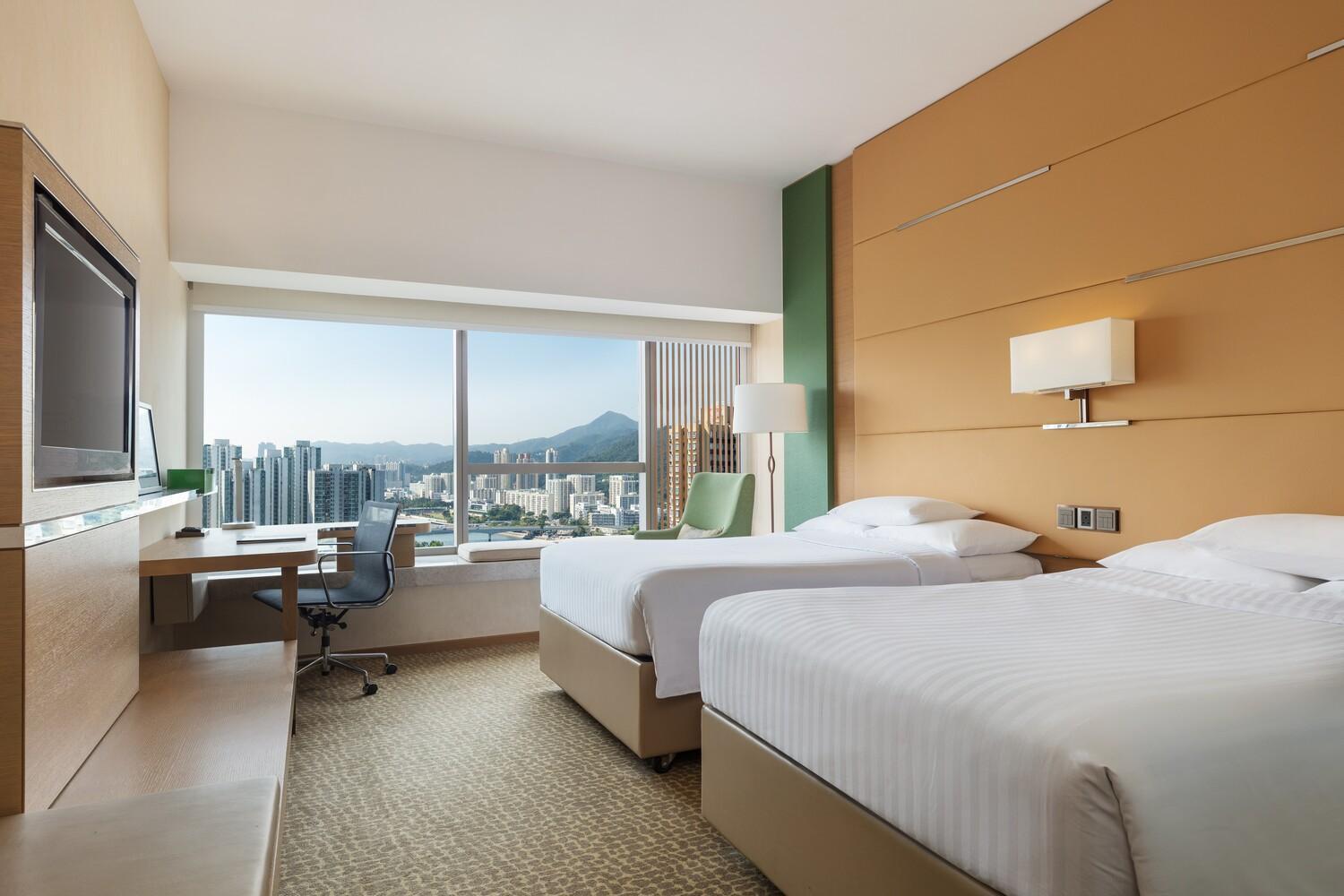 Twin Room with River View and Club lounge access