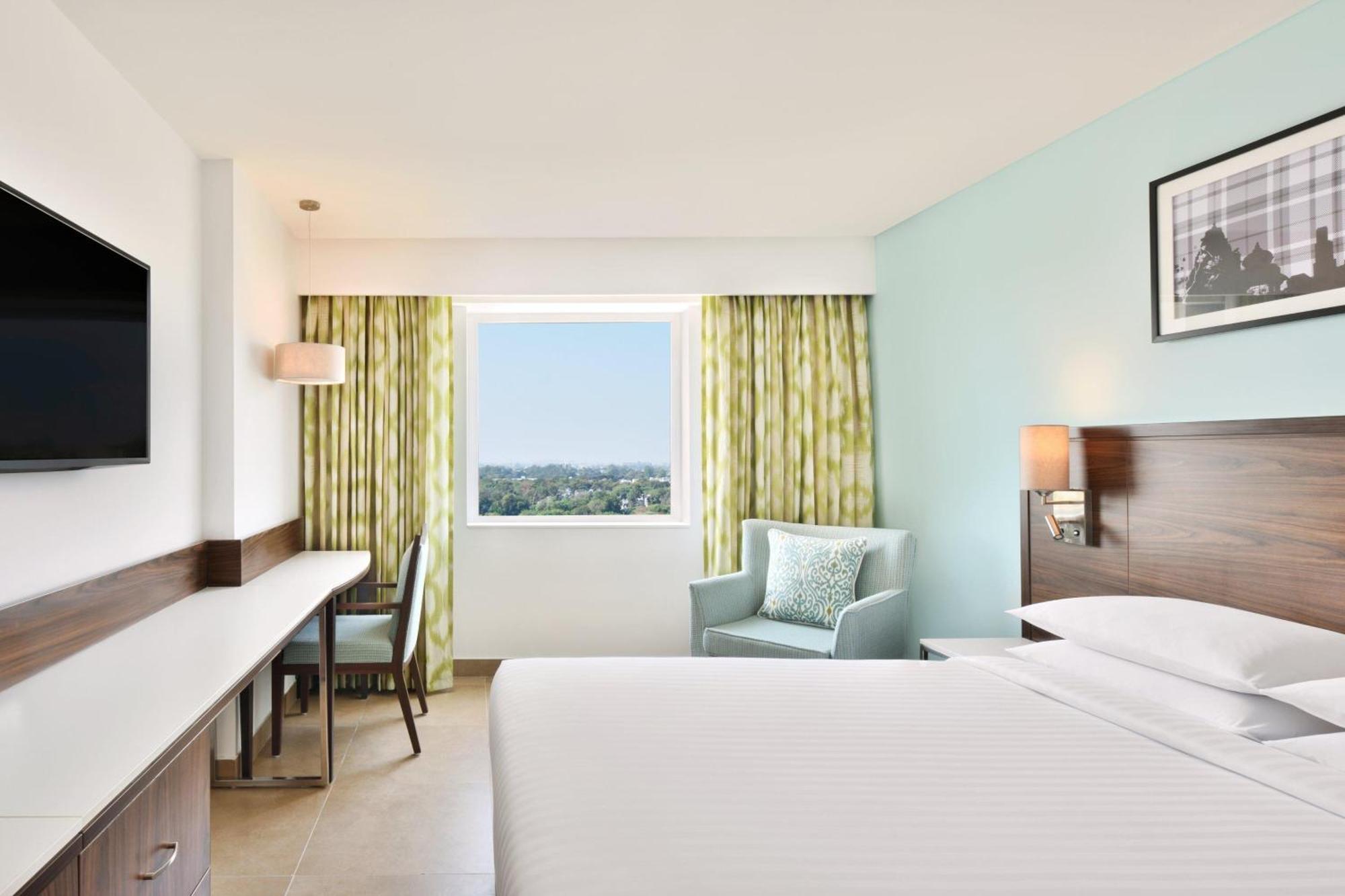 Fairfield Queen Room