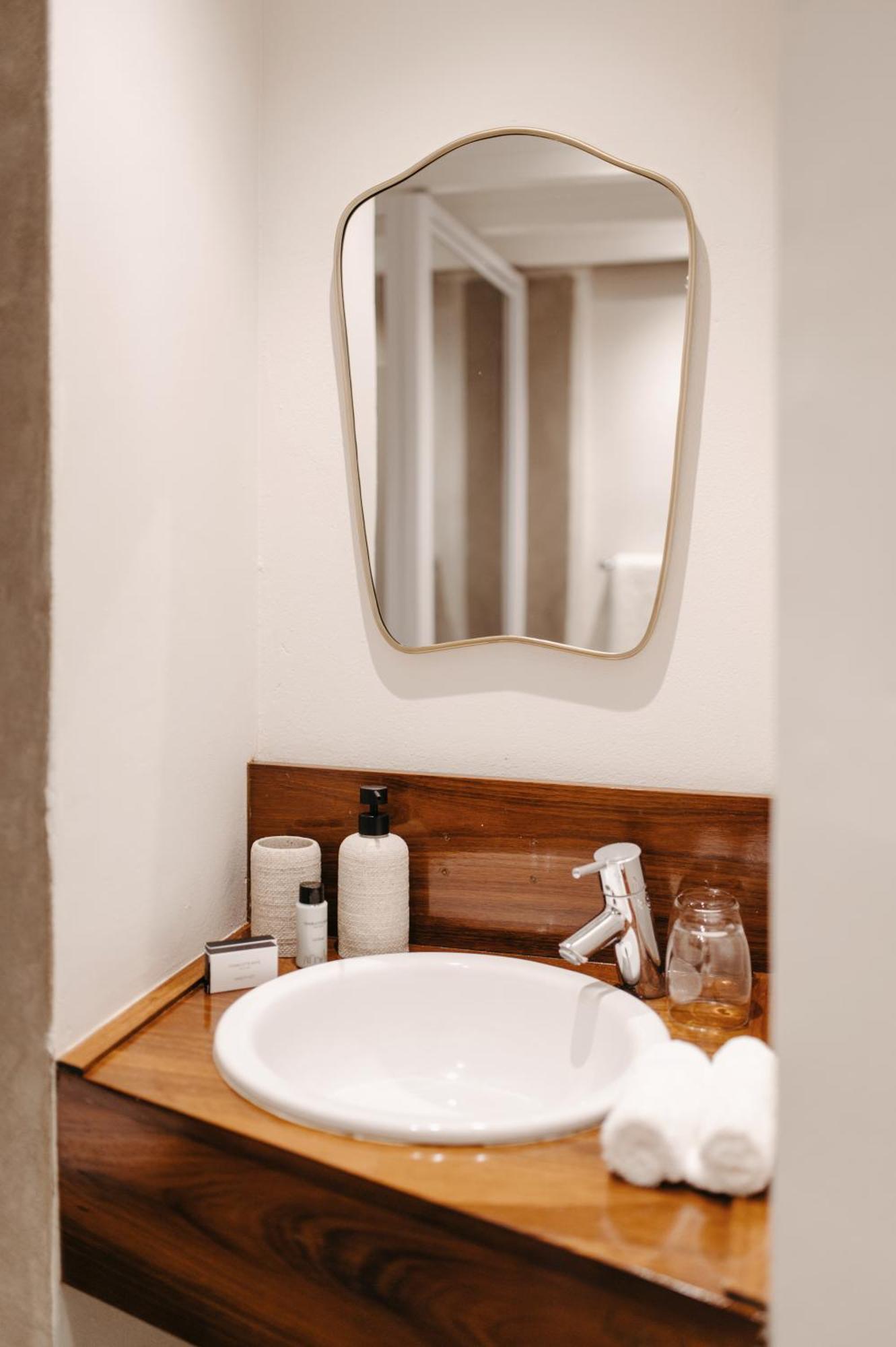 Superior Double or Twin Room -The Muiz