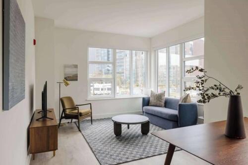 One-Bedroom Apartment - Non-Smoking