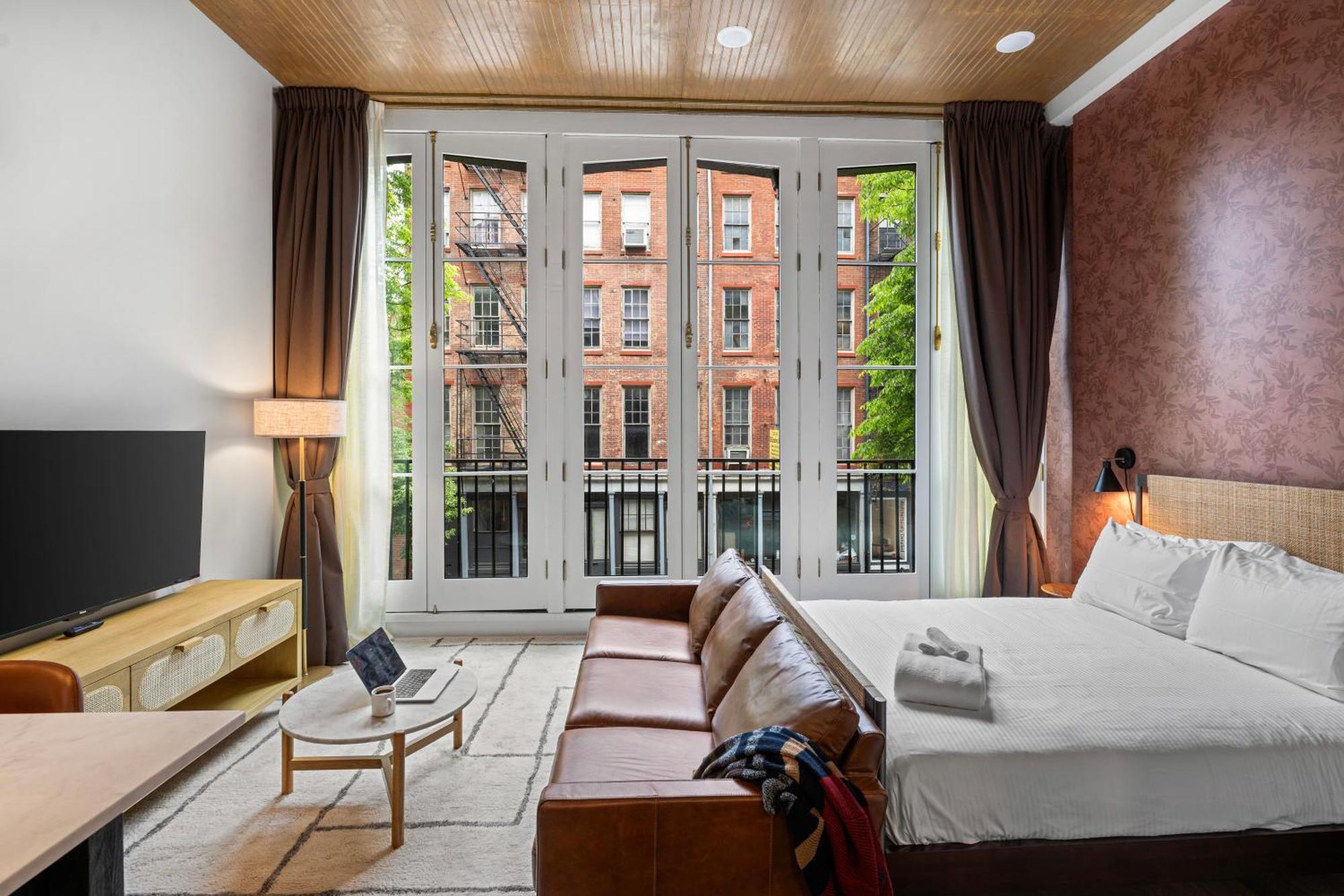 Suite with Balcony
