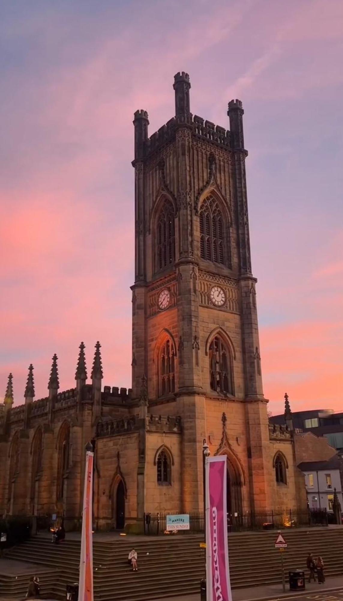 Two-Bedroom Deluxe Apartment