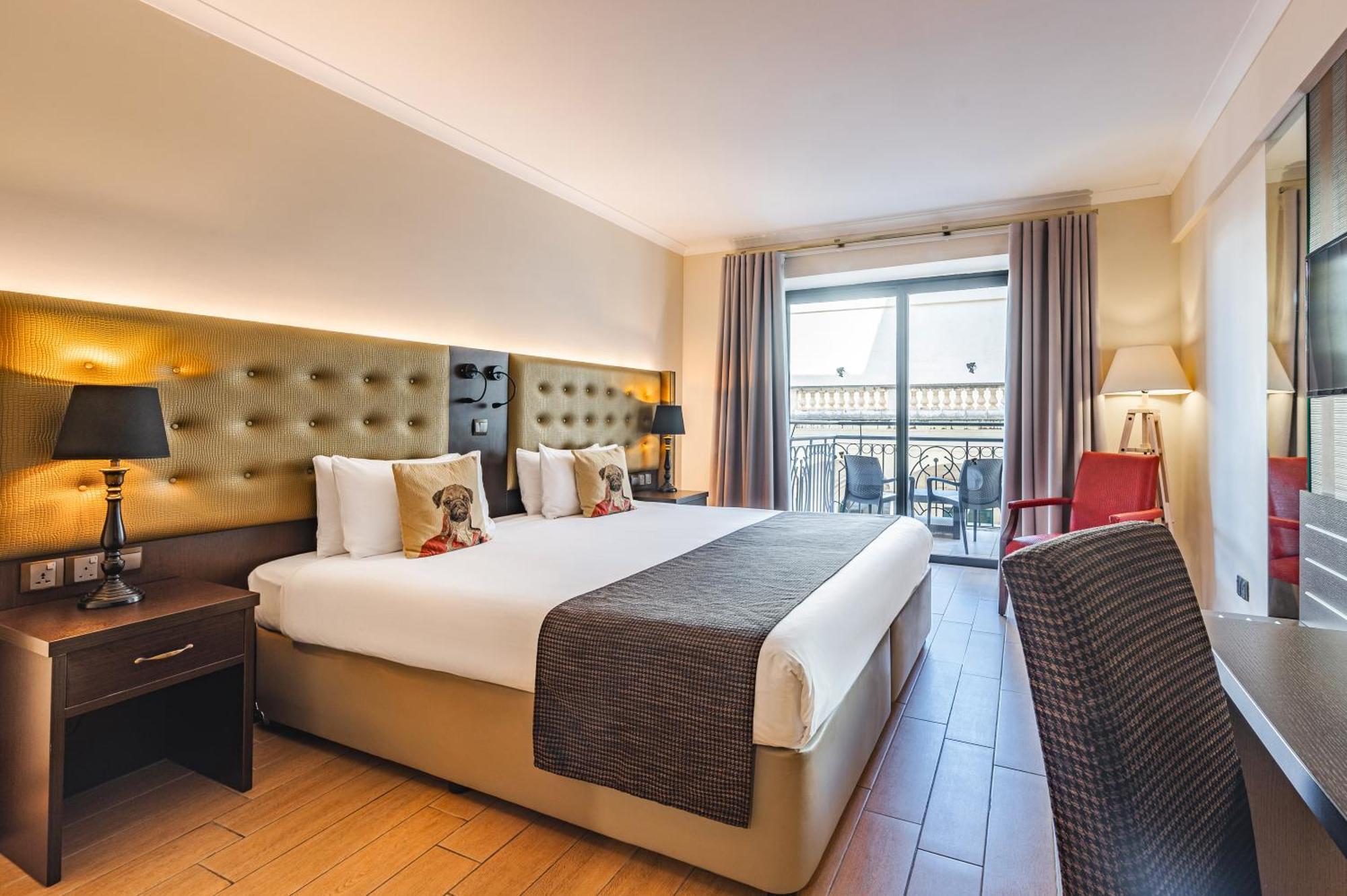 Superior Twin Room