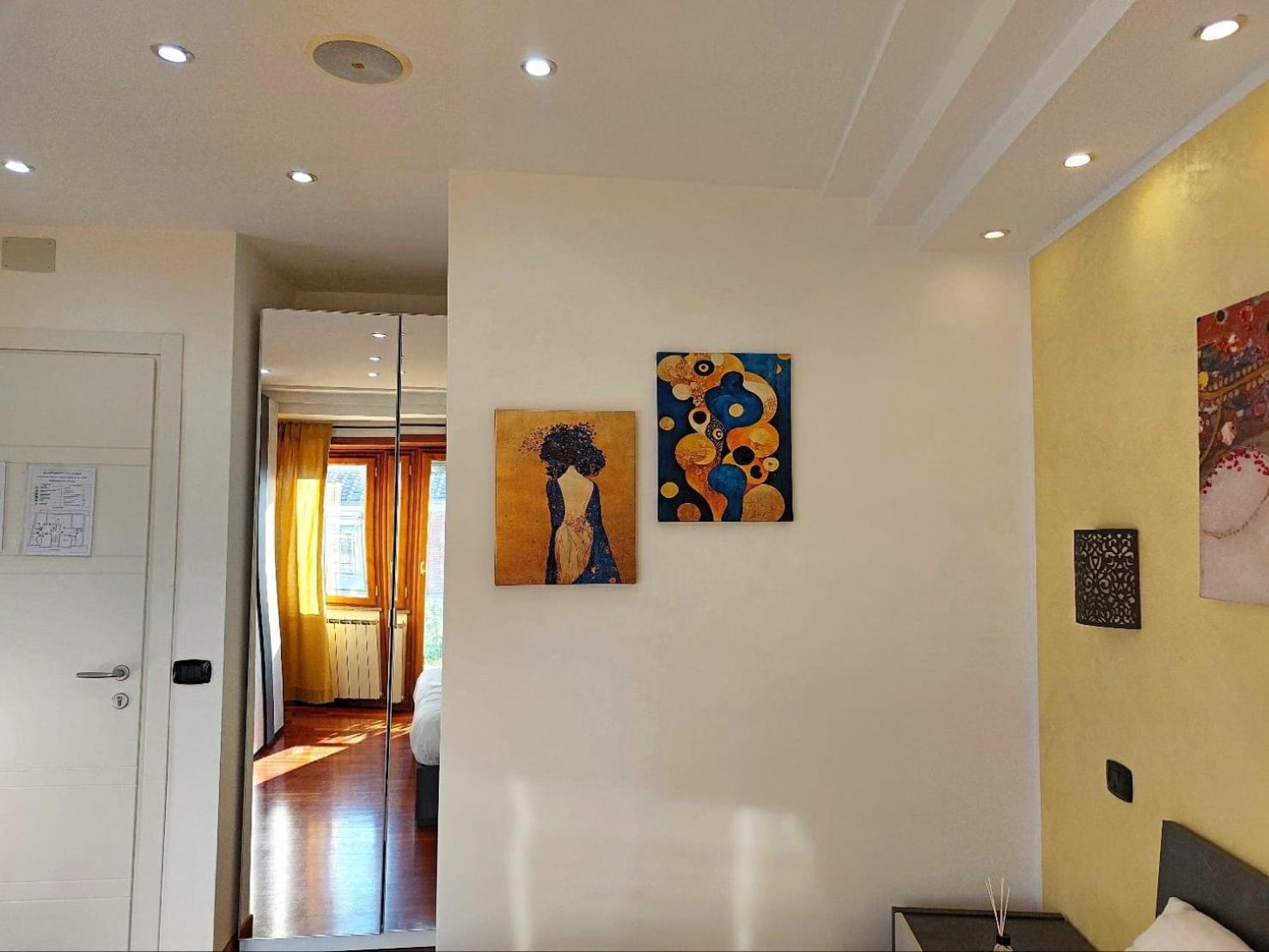 Deluxe Double Room with Balcony,1639468013:JPEG